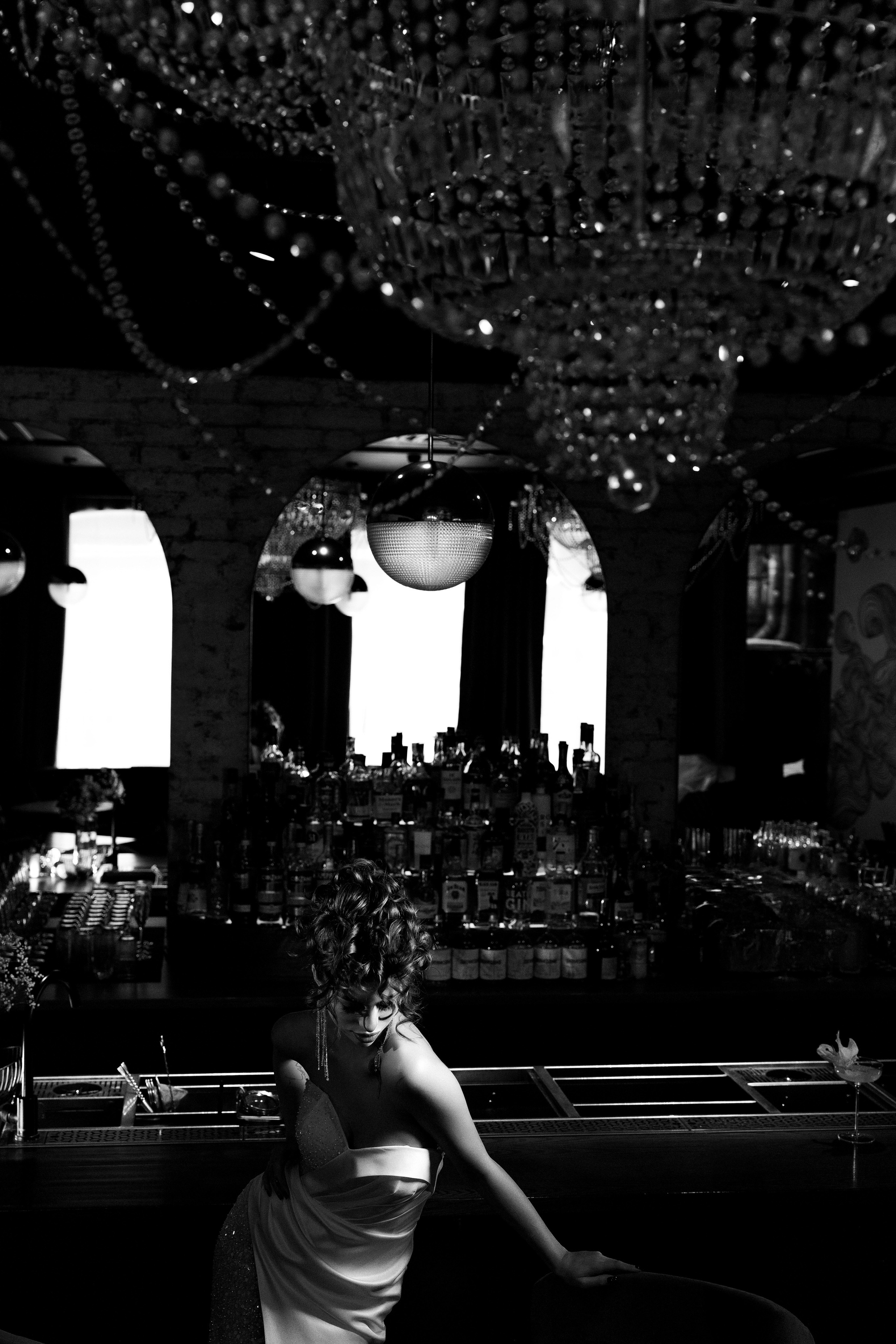 Свадебная серия в баре. Свадебный и семейный фотограф  во Владивостоке Ольга Украинец