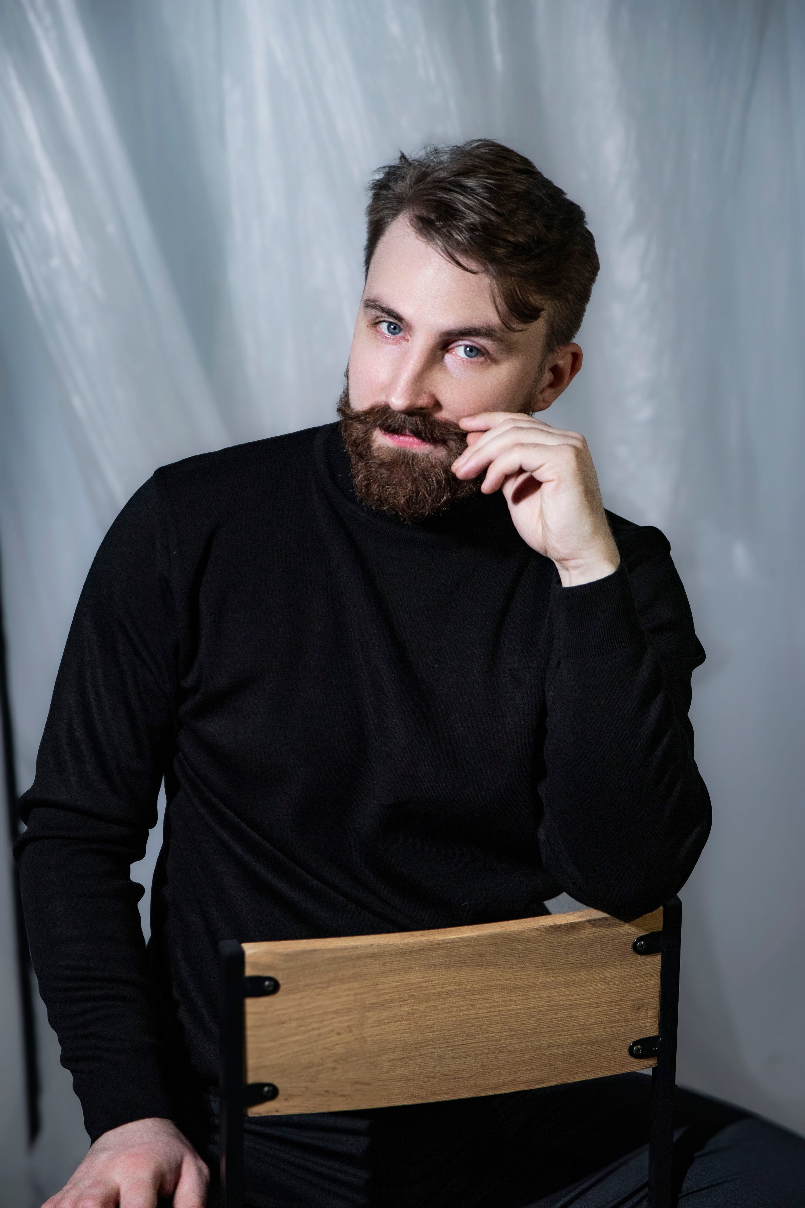 Мужская съемка студийная. Портретный фотограф в Санкт-Петербурге Савельева Ольга