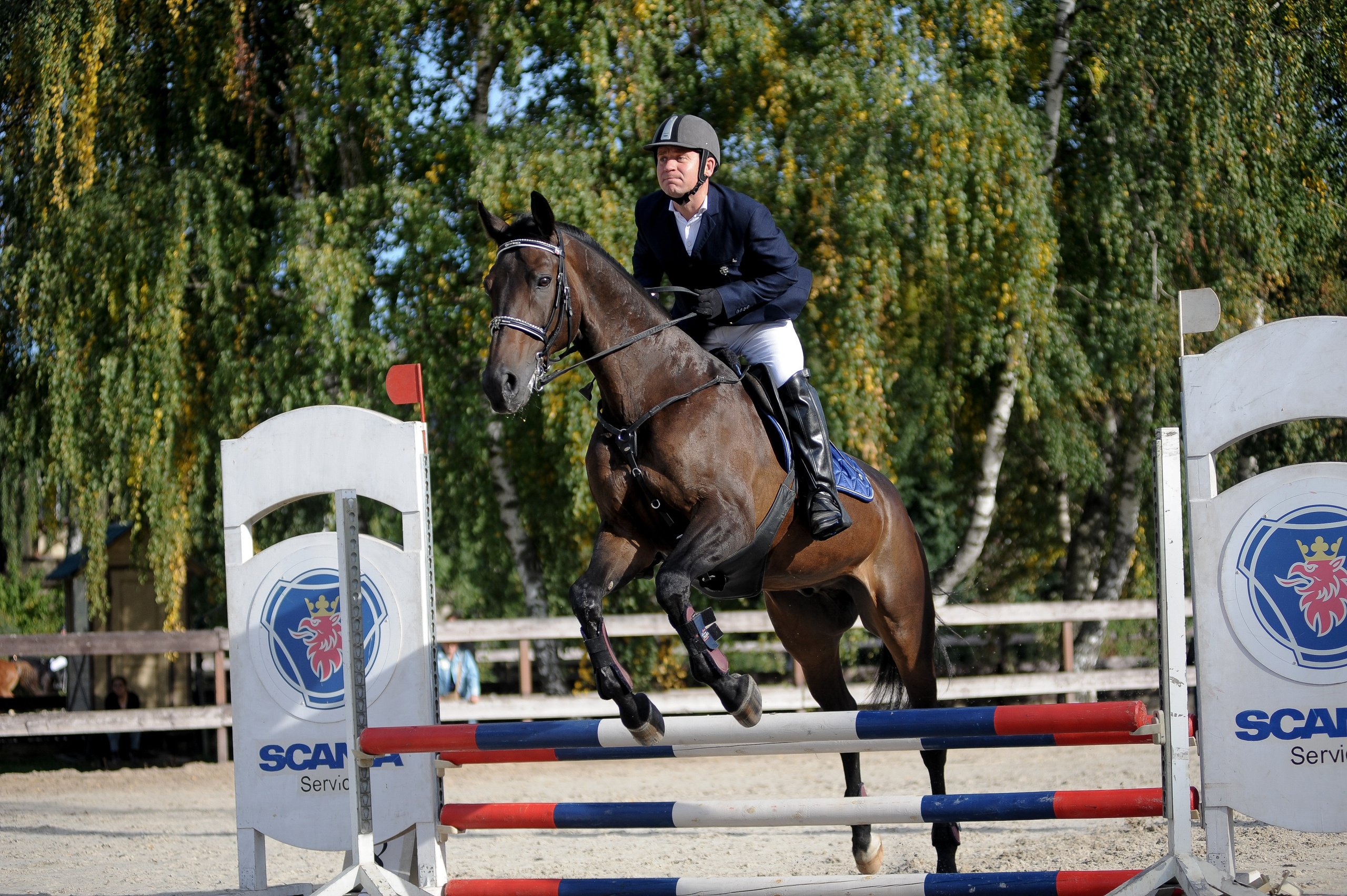 Конкур в конном клубе, репортаж Москва. Фотограф, визажист. Москва