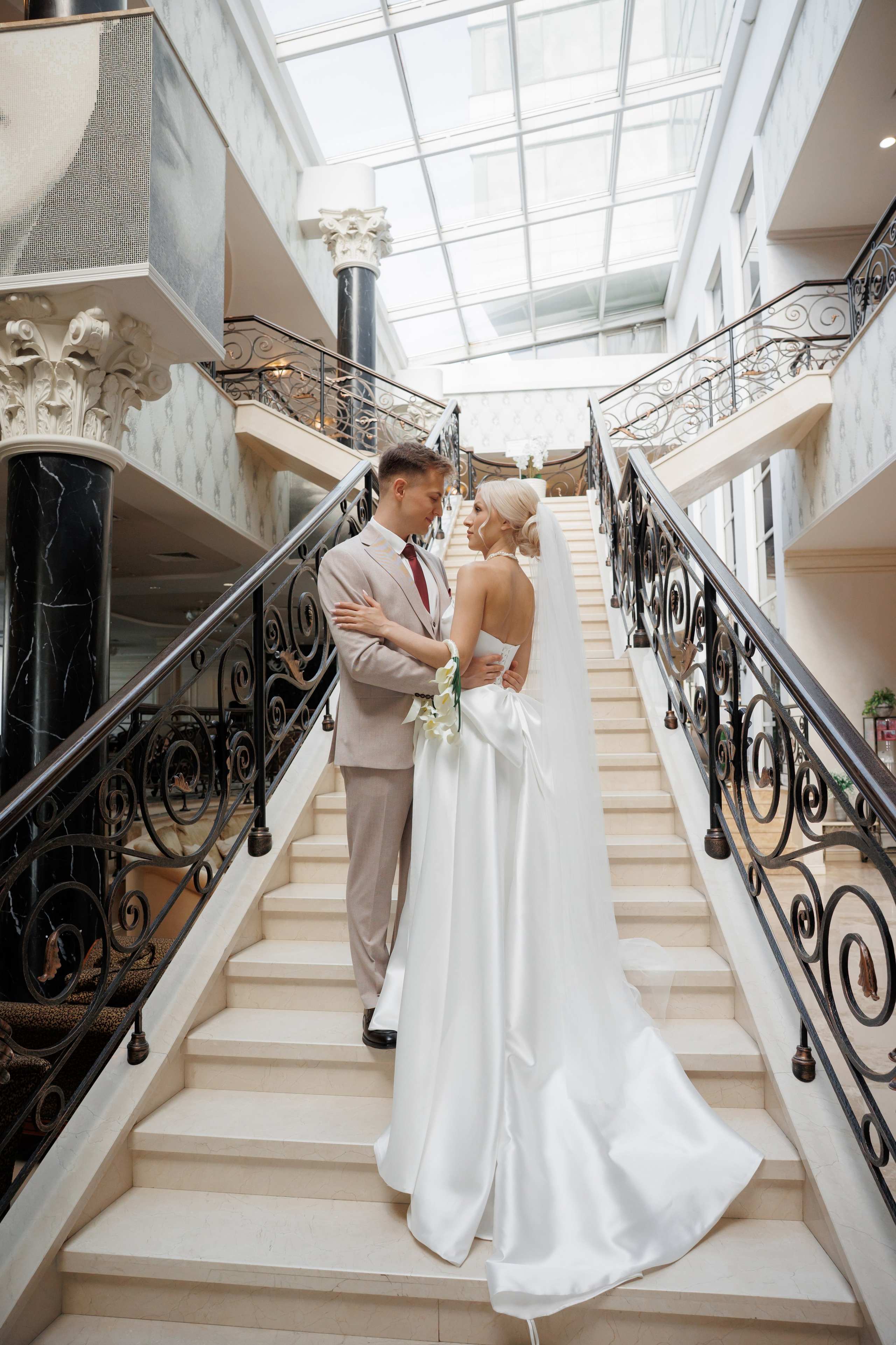 Отель «Милан», Шипиловский ЗАГС, прогулка в парке Царицыно. Свадебный и репортажный фотограф (Москва, Королев и другие)