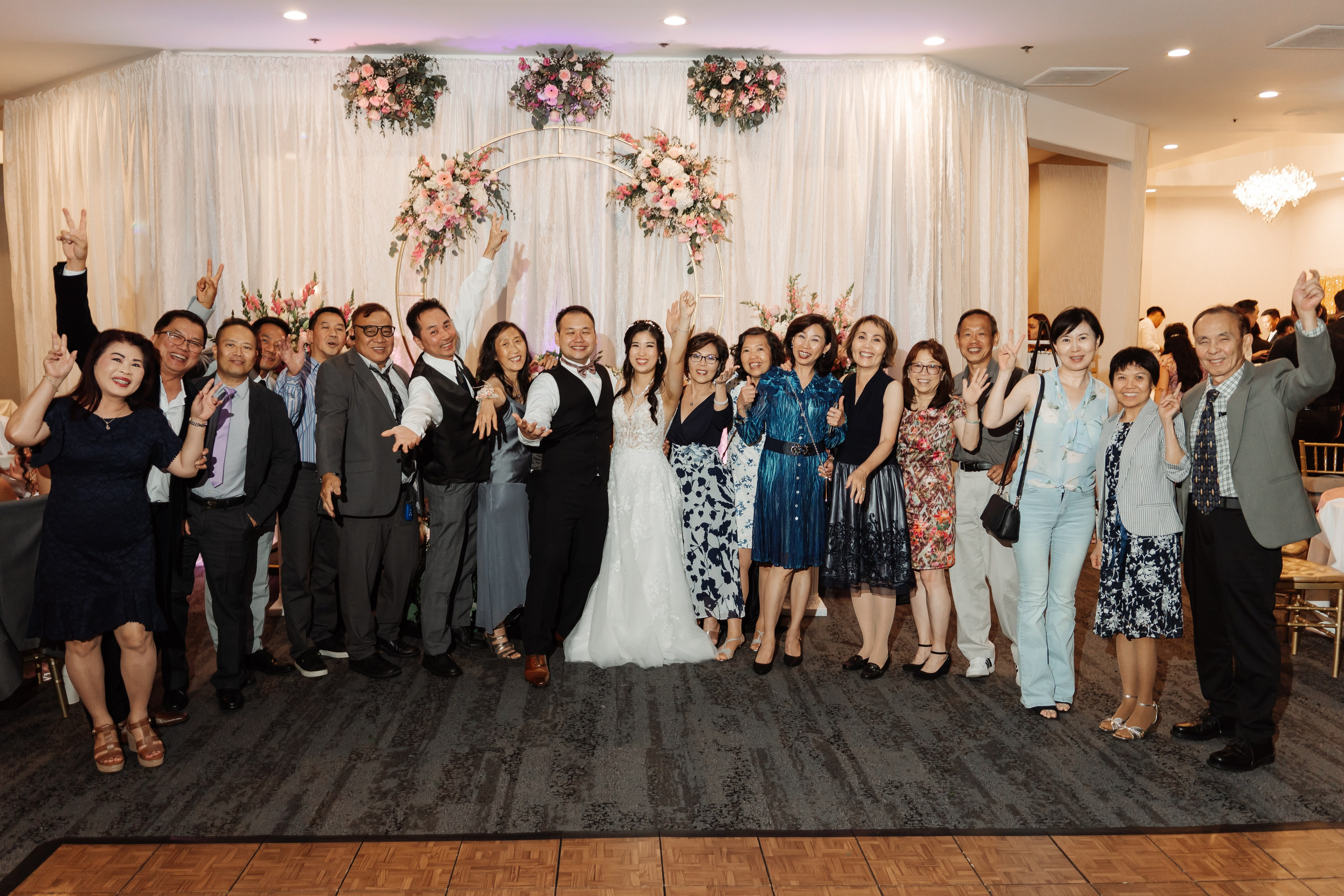 2025-08-16_AndreaChristopher. Ретушер Зенькевич Света