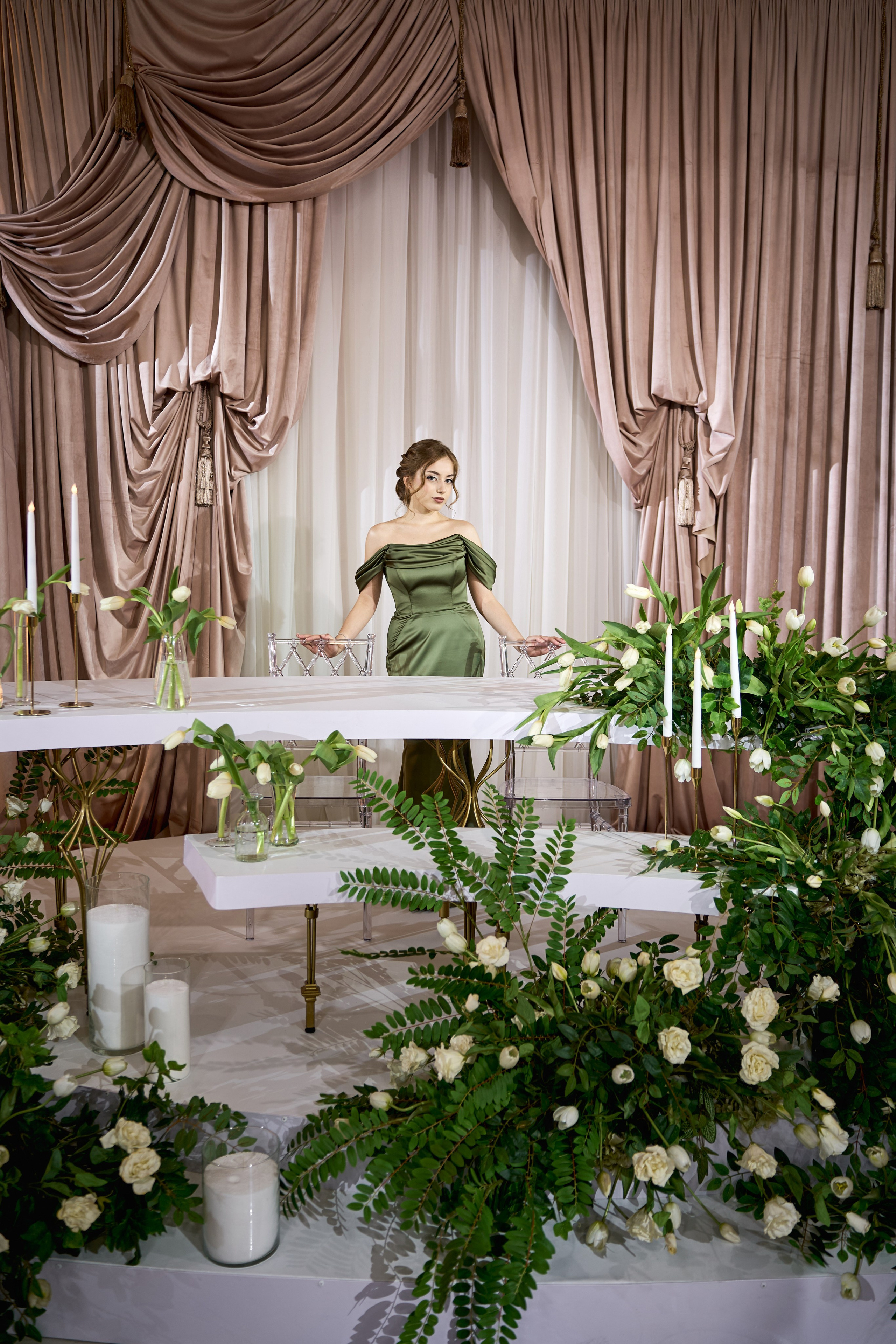 Красивое и чувственное сватовство Рафаэля & Алины в GOLDEN PALACE от ТВИНС СТУДИО. ТВИНС СТУДИО — лучшие свадебные фотографы и видеографы в Краснодаре