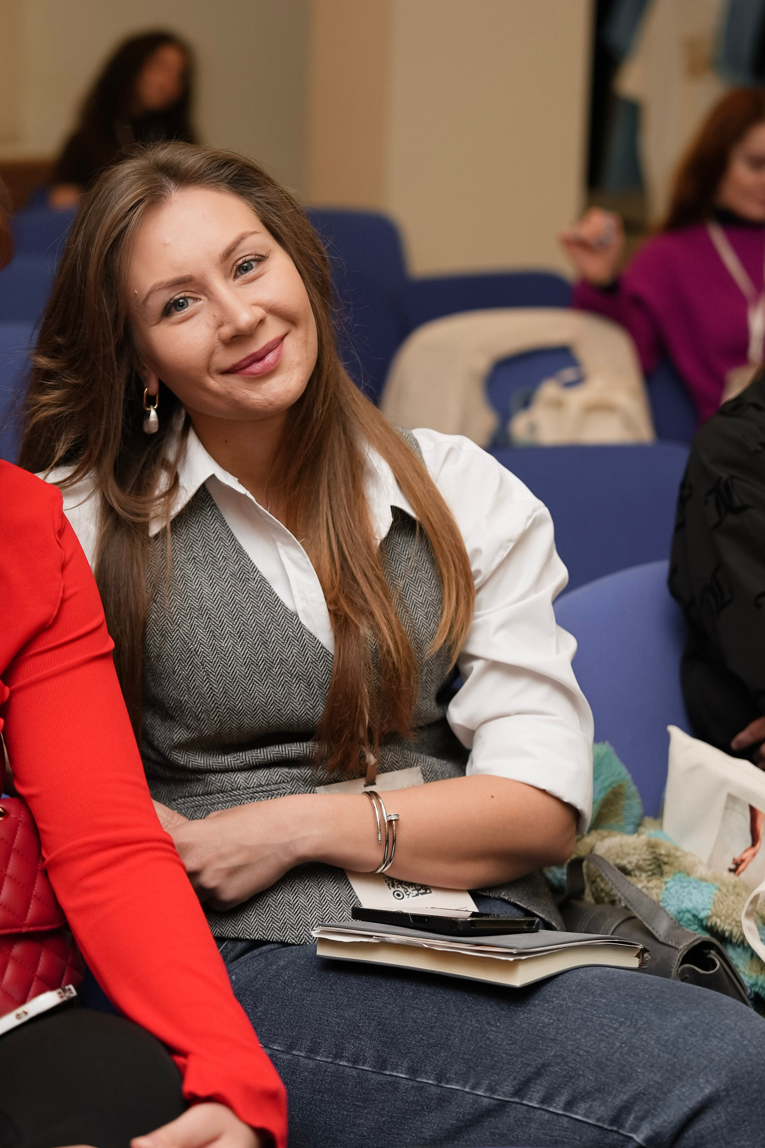 Гештальт-конференция «Телесный процесс, от теории к практике» 2025. Фотограф с психологическим образованием