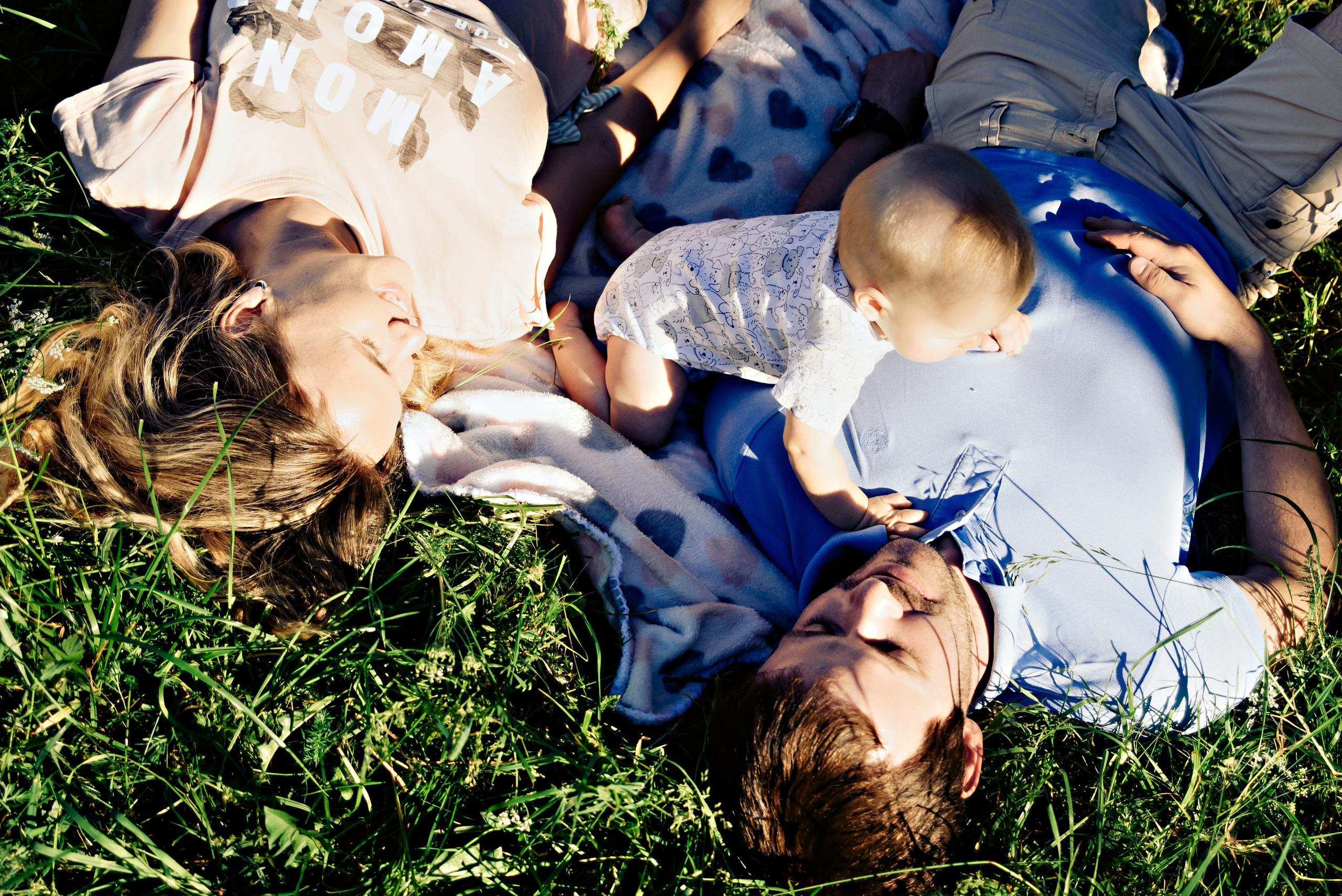 Семейная фотосессия на природе. Фотограф Москва