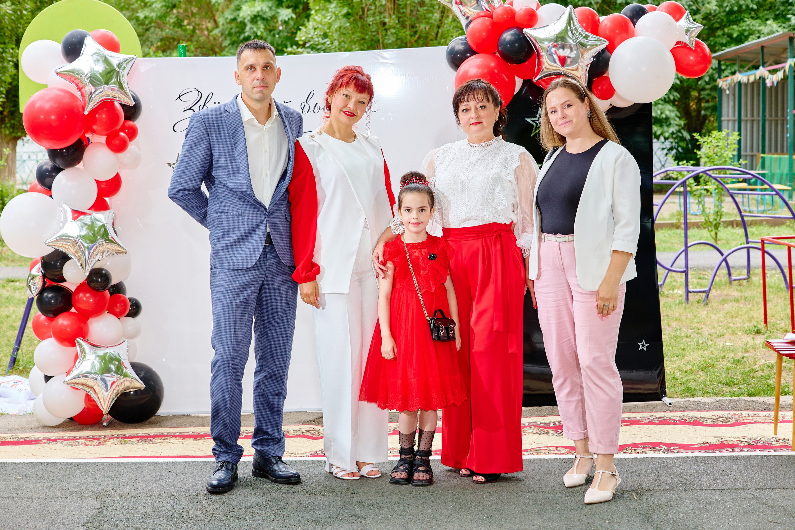 Выпускной 45 сад. Фотограф Выпускные альбомы Таганрог Сергей Коробченко