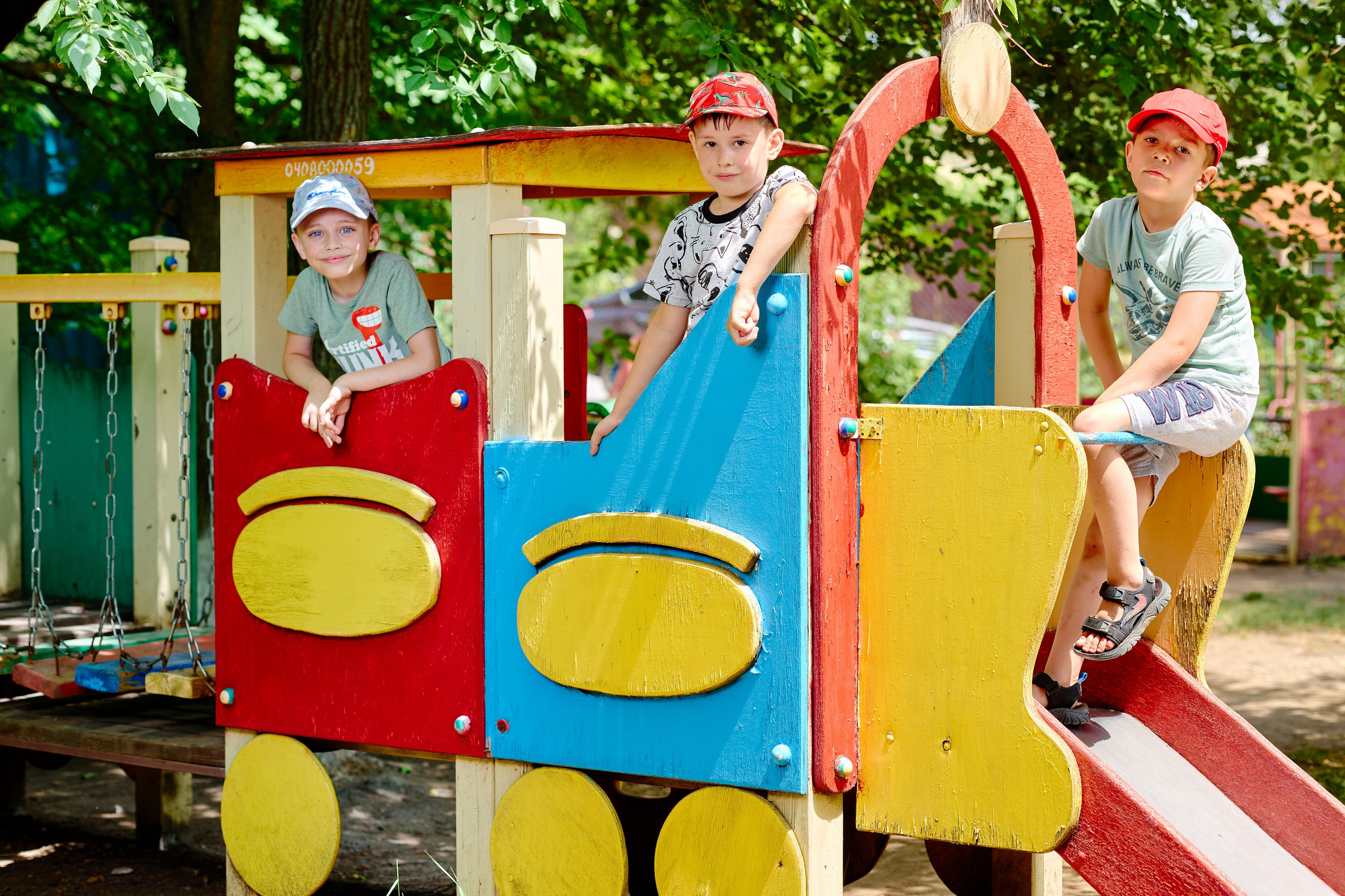 Пример летней съемки в детском саду № 92 Старшая группа Радуга. Фотограф Выпускные альбомы Таганрог Сергей Коробченко