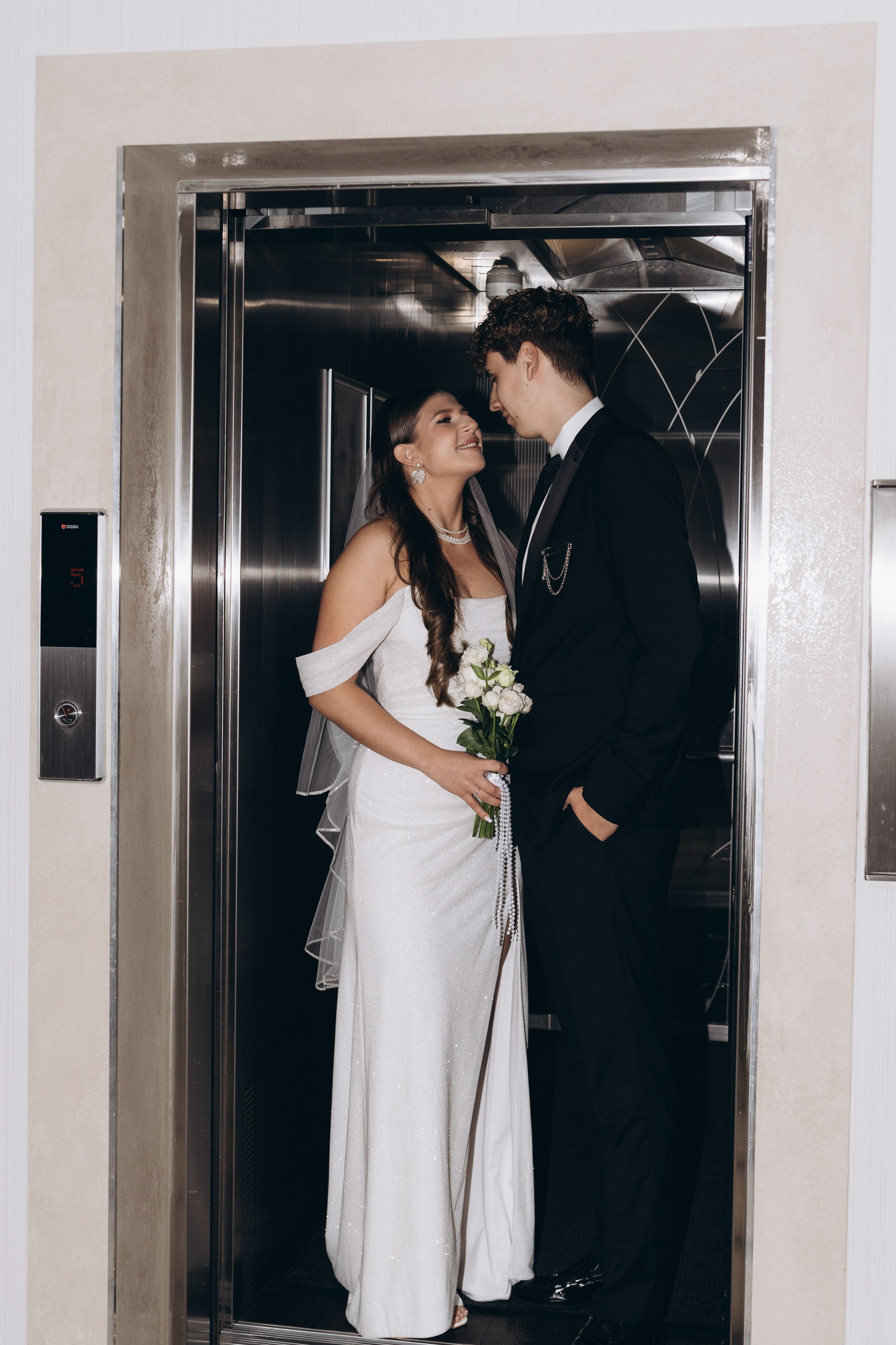 03.08.25 Артем & Анастасия. Свадебный и семейный фотограф в Новосибирске Дарья Кель