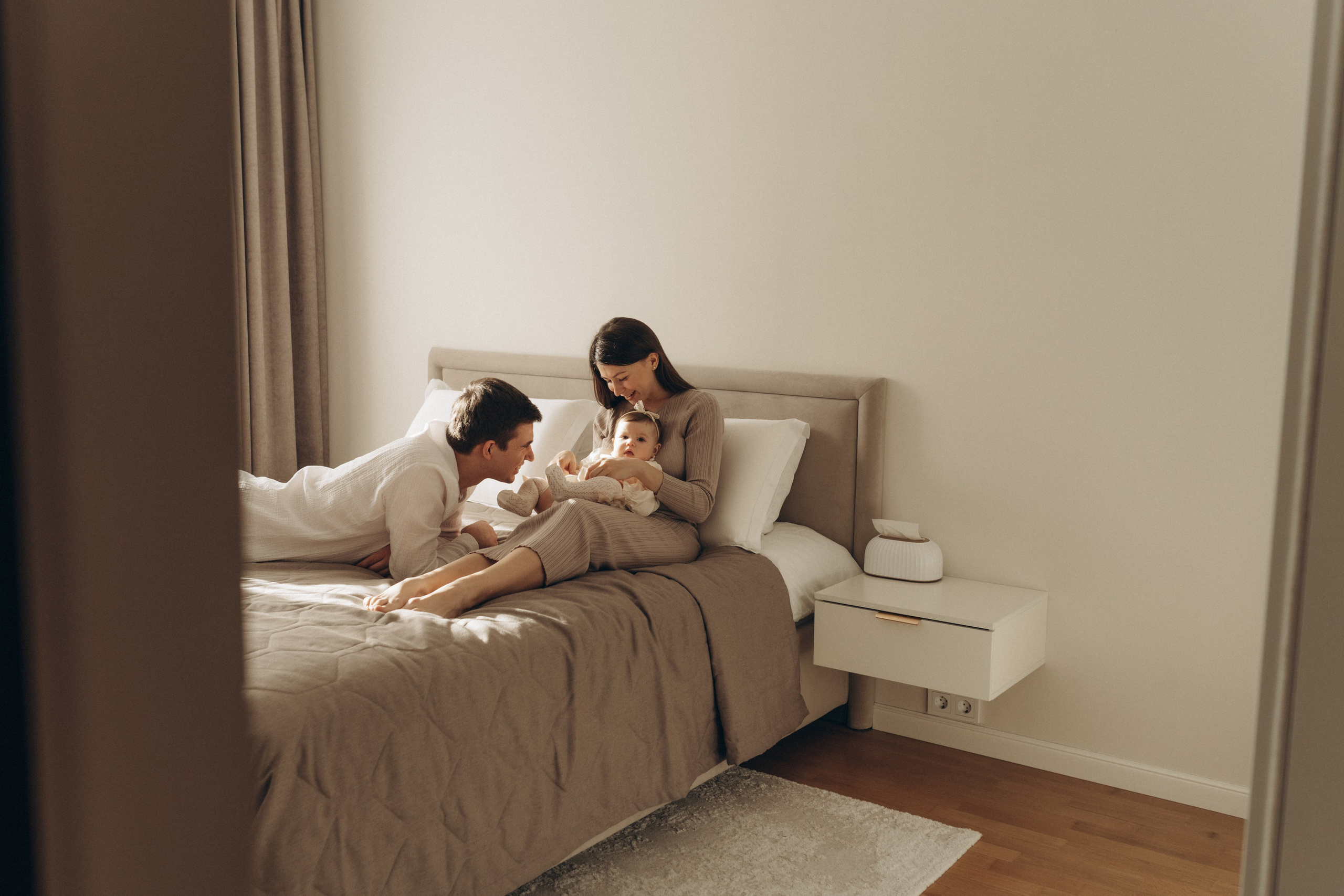 Счастливы вместе. Фотограф новорожденных малышей Одинцово/Москва Юлия Скок