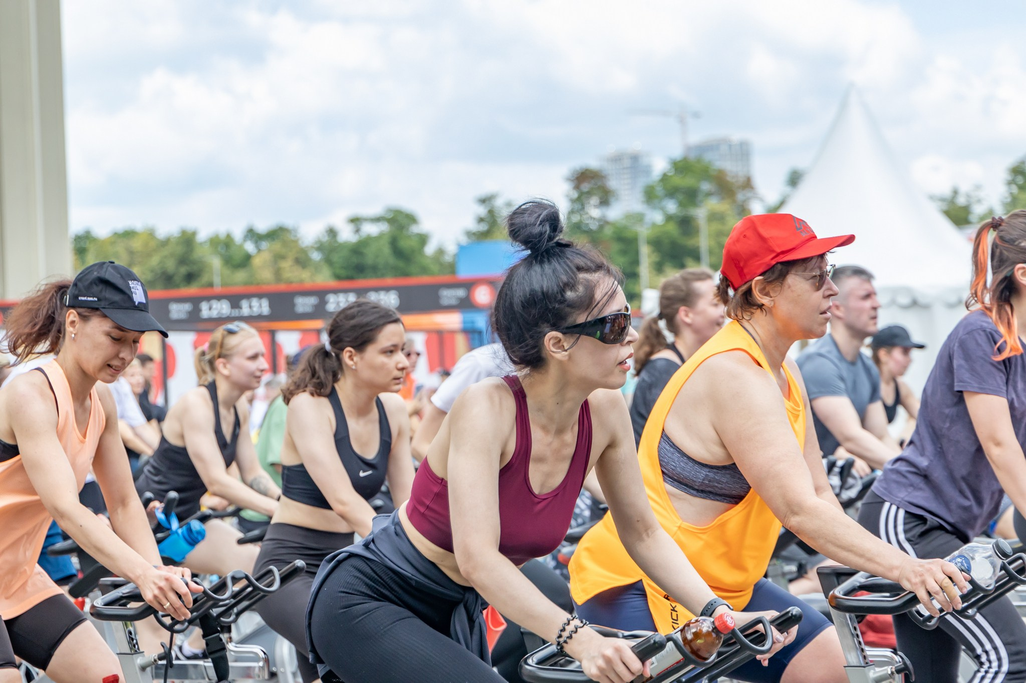1 июля день спорта в Лужниках 2023. Репортажный, семейный и студийный фотограф в Москве Демин Алексей