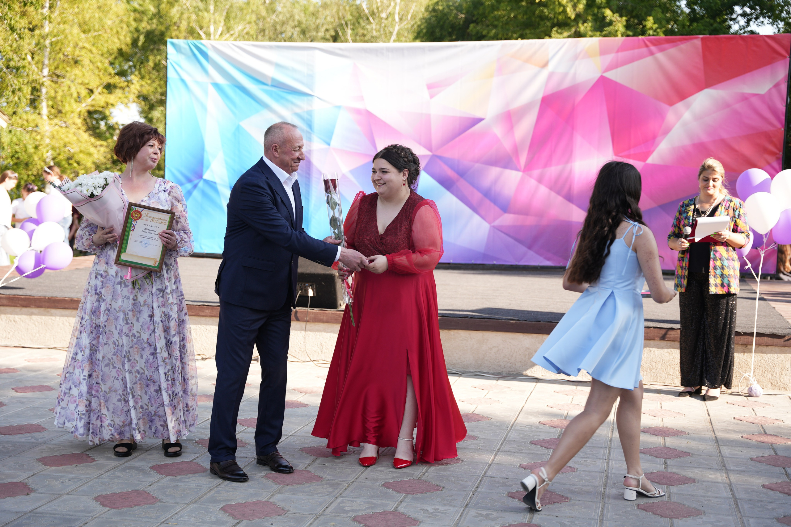 Выпускной в парке. Ольга Плаксина фотограф в Саратове