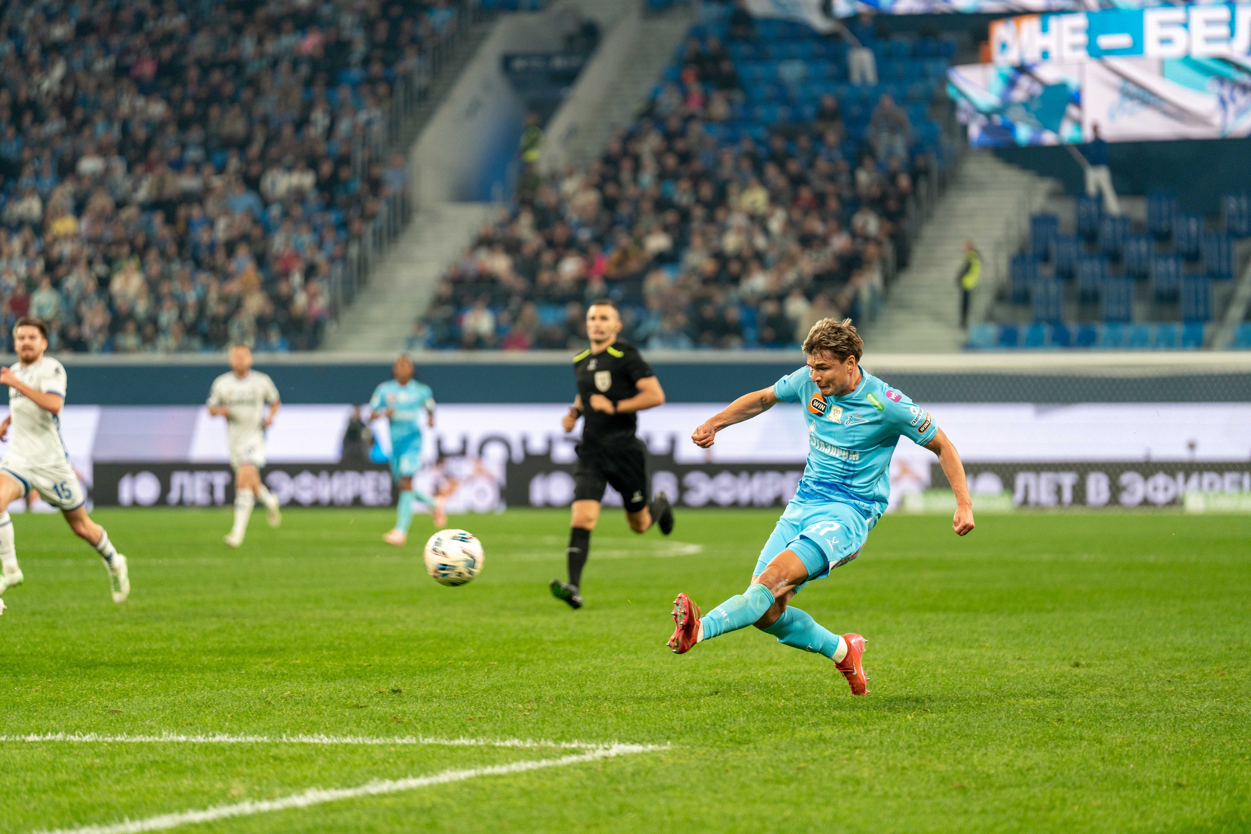 Зенит — Динамо (Москва): фотогалерея РПЛ, 13 тур на Газпром Арене | Антон Гауф. Спортивный фотограф в Санкт-Петербурге | Антон Гауф