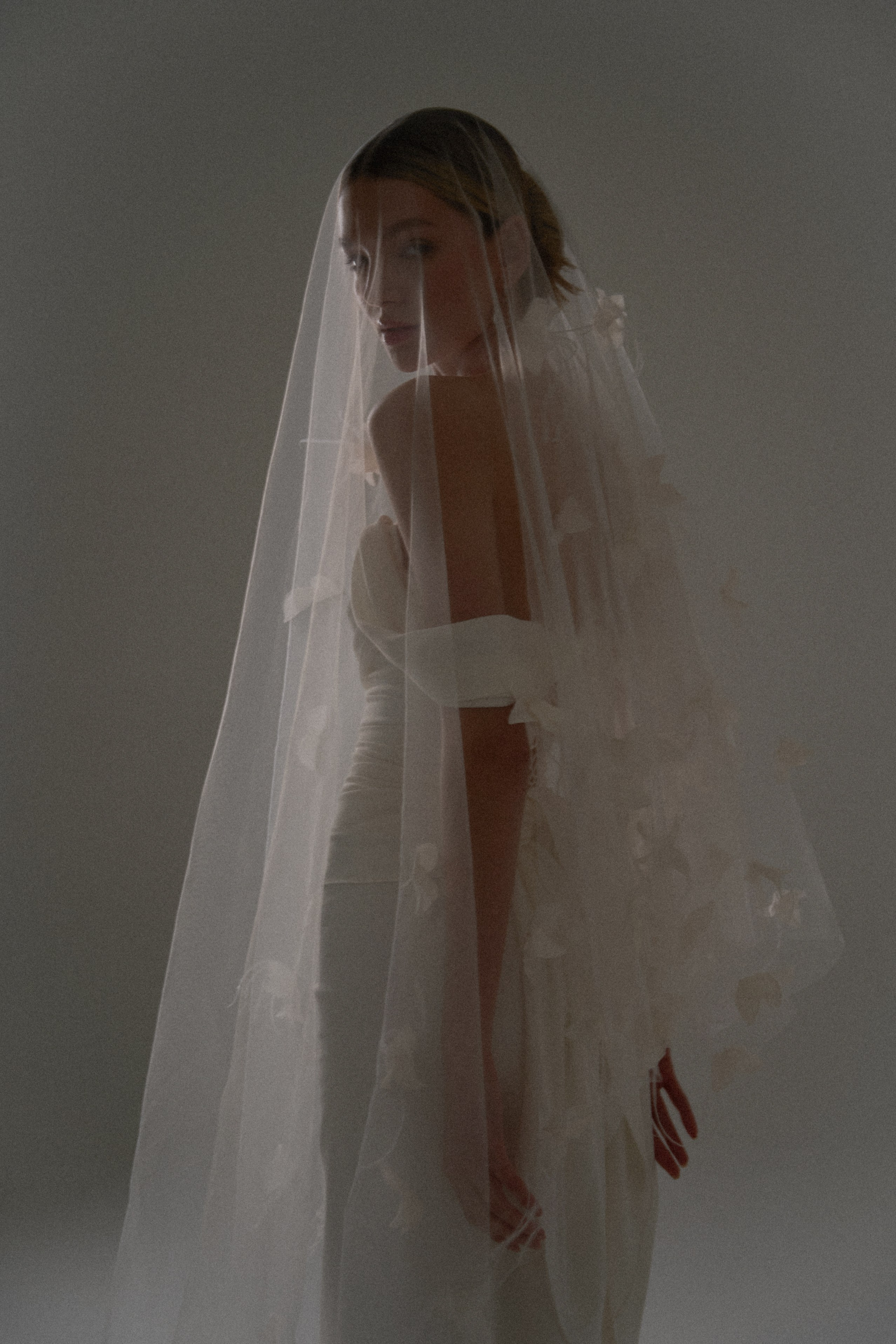 OSIPOVA ATELIER'23. Коммерческий фотограф в Москве Хабибуллина Эльза