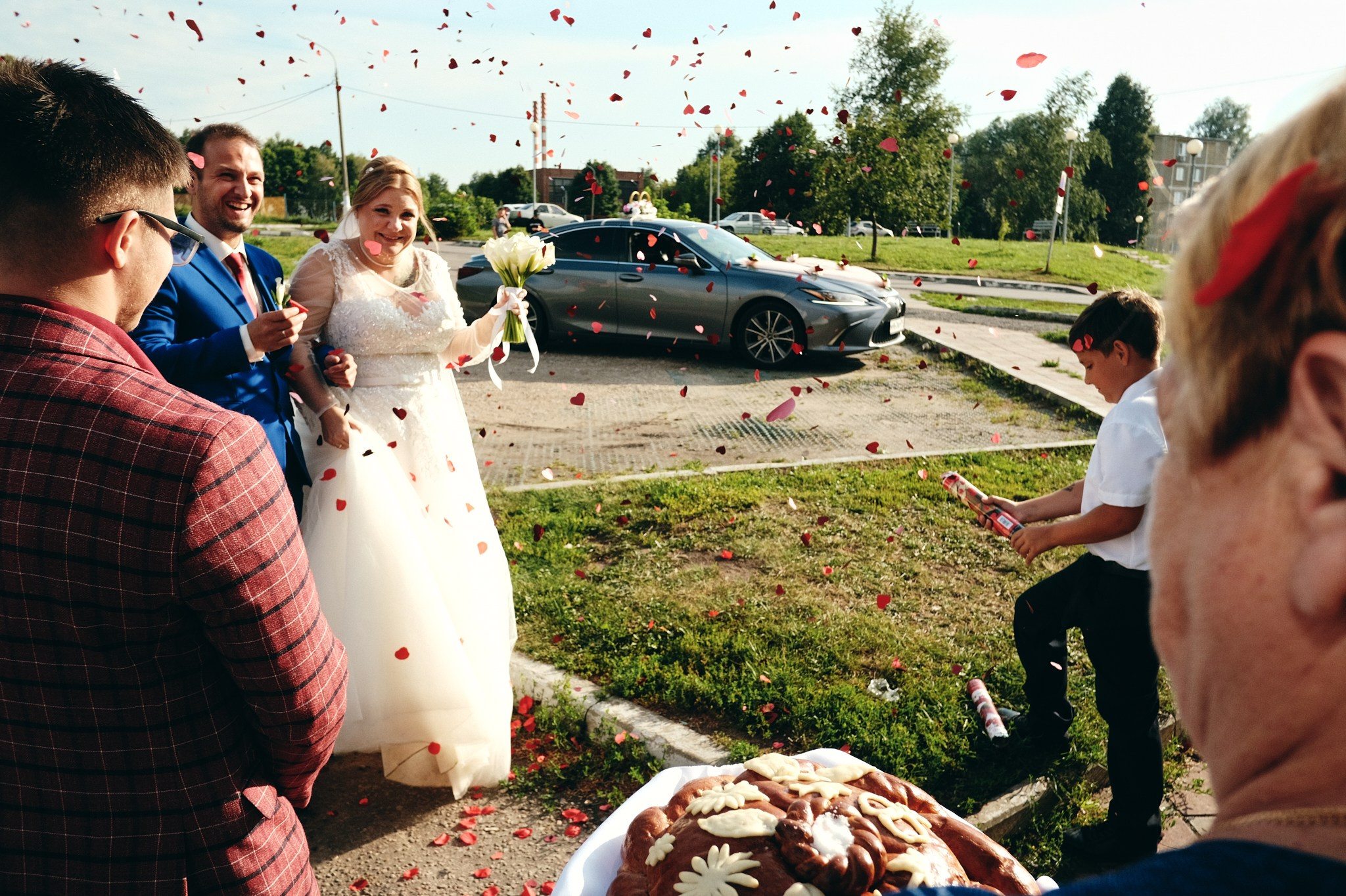 Свадьбы. Привет! Меня зовут Слава Кравец, я репортажный фотограф в Московском регионе