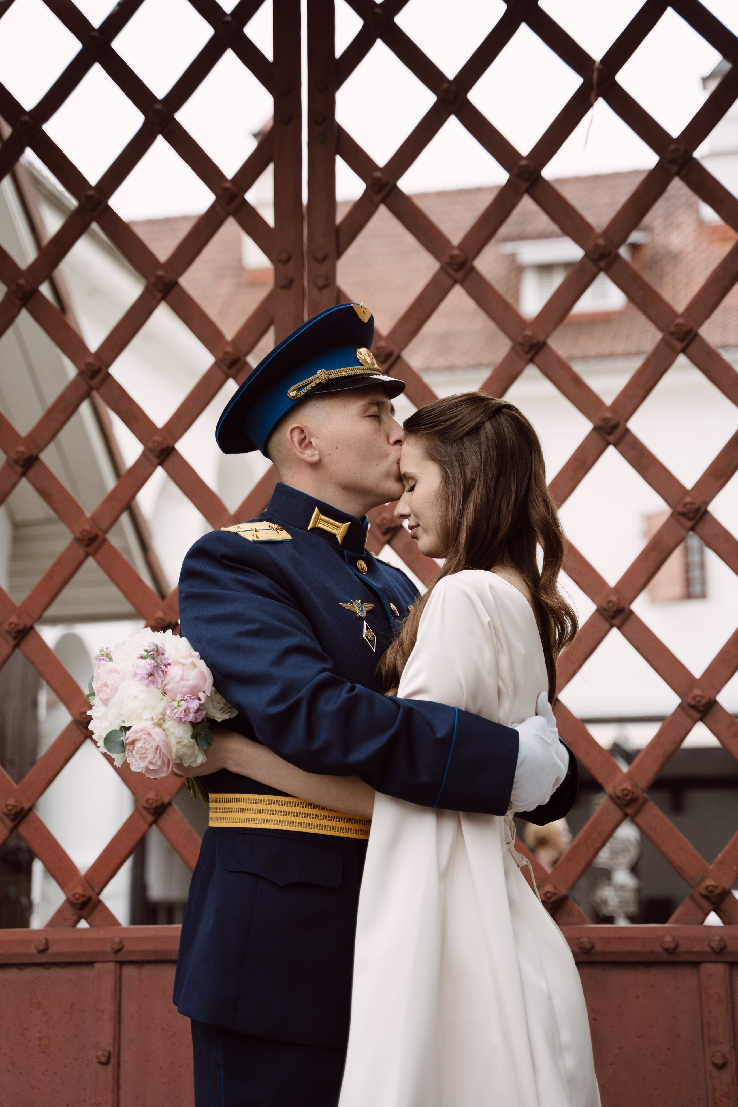 Свадебная фотосъемка в Пскове. Свадебный и семейный фотограф в Пскове и Острове Света Суворова