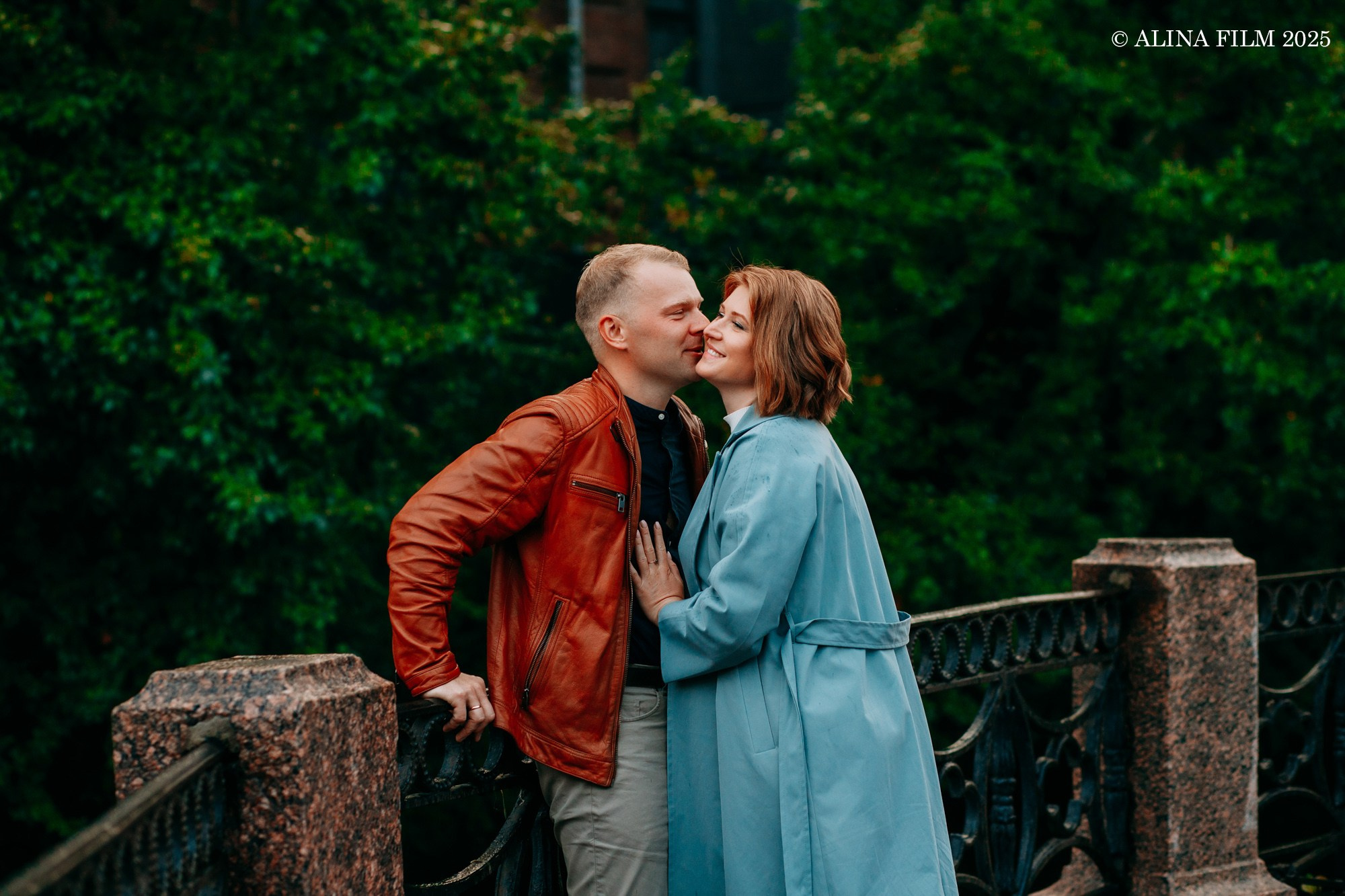 Семейная фотосессия в центре Питера. Фотограф в Санкт-Петербурге Alina Film