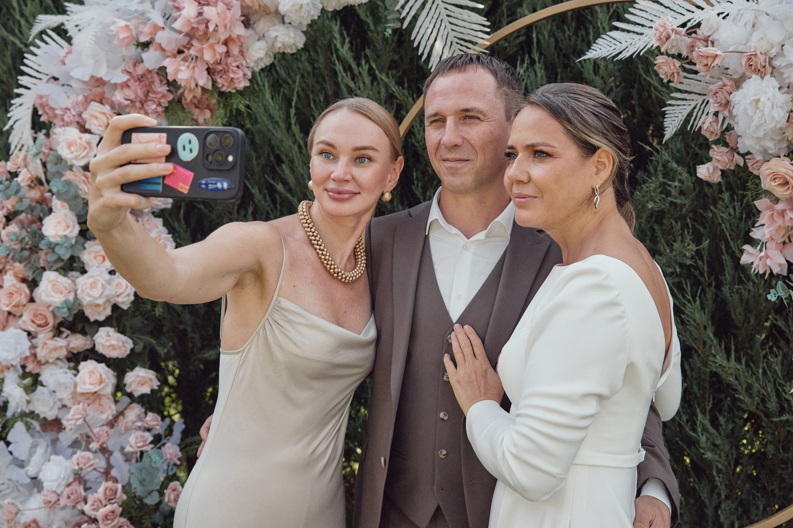 Счастье здесь. Свадебный фотограф Антон Артюшин. Работаю в Нижнем Новгороде и Москве