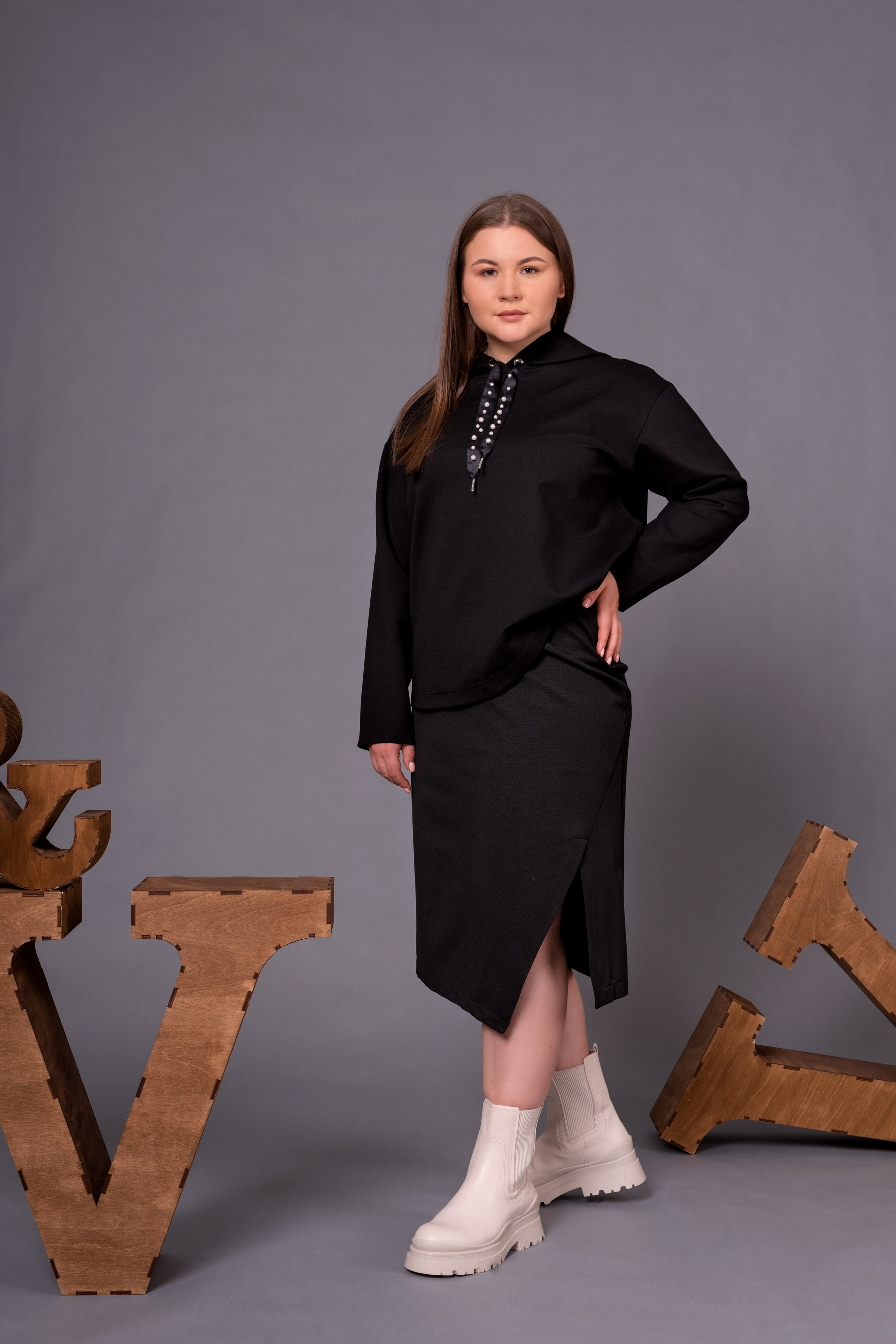 Дарья, 52-54 р-р, рост 170 см. KED Production — продакшн из СПб. Создаём фото, видео и контент, который помогает брендам и селлерам продавать больше