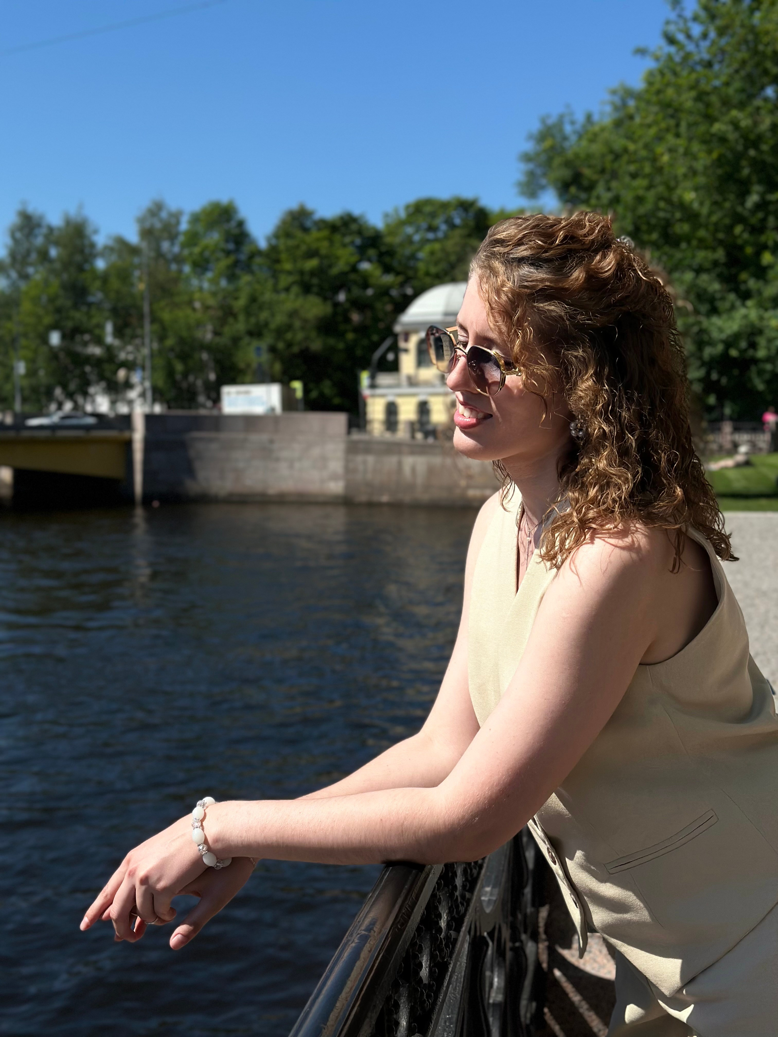 Прогулка по центру. КОНТЕНТ |БРЕНД фотограф Санкт-Петербург — Жанна Олтаржевская