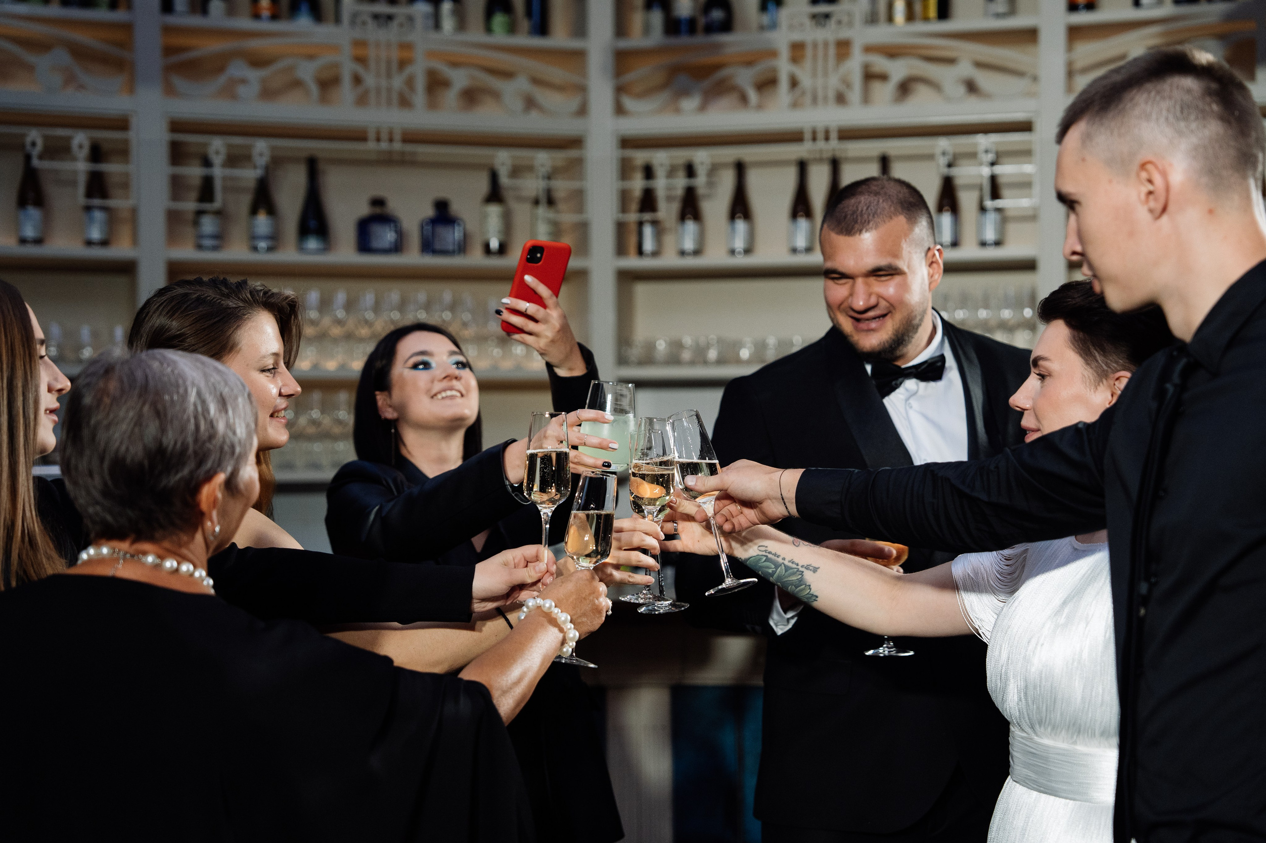 Свадьба в сошиал клабе. Свадебный фотограф организатор в Санкт-Петербурге Ассоль Опарина