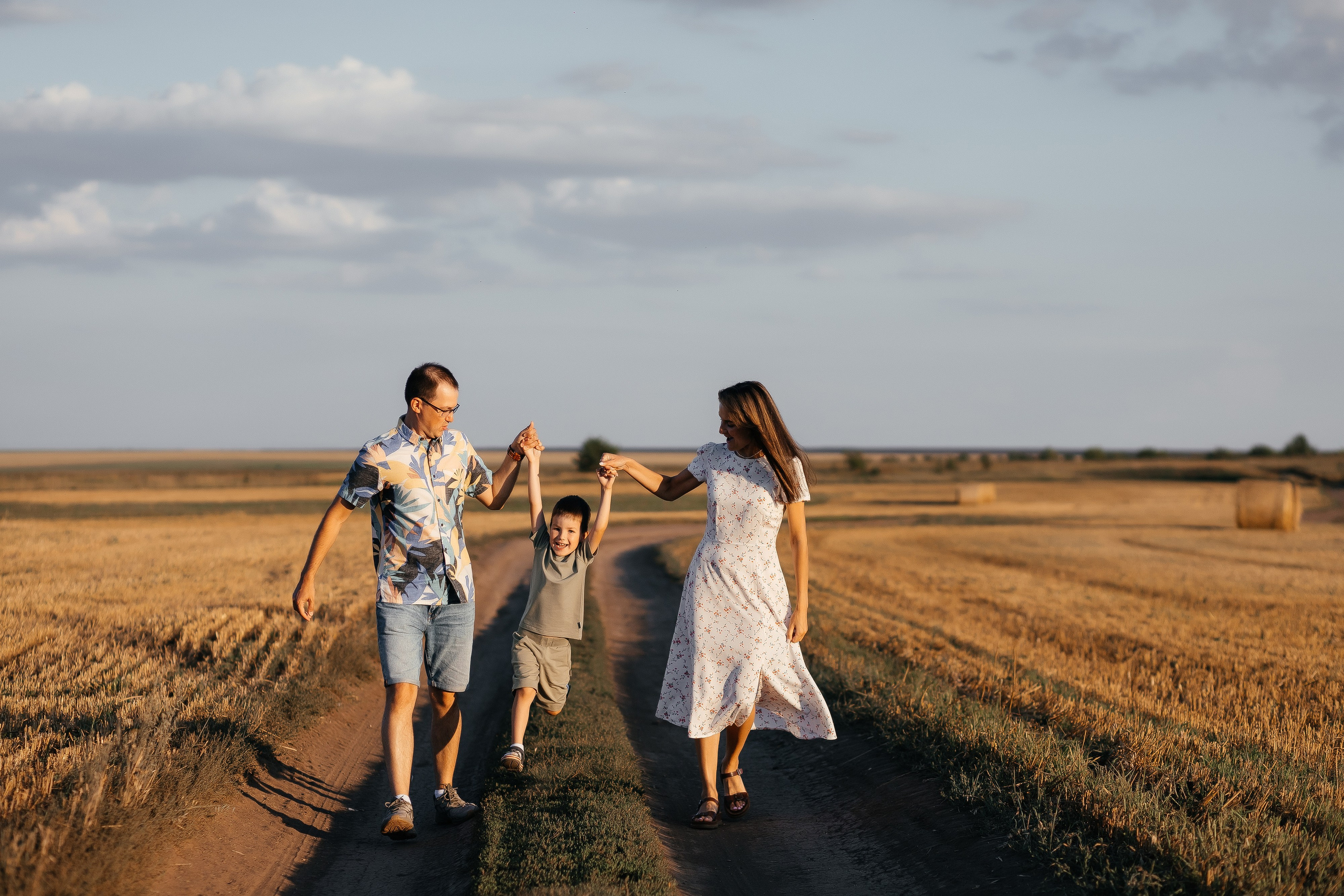 Семейная фотосессия. Ваш самый лучший фотограф!