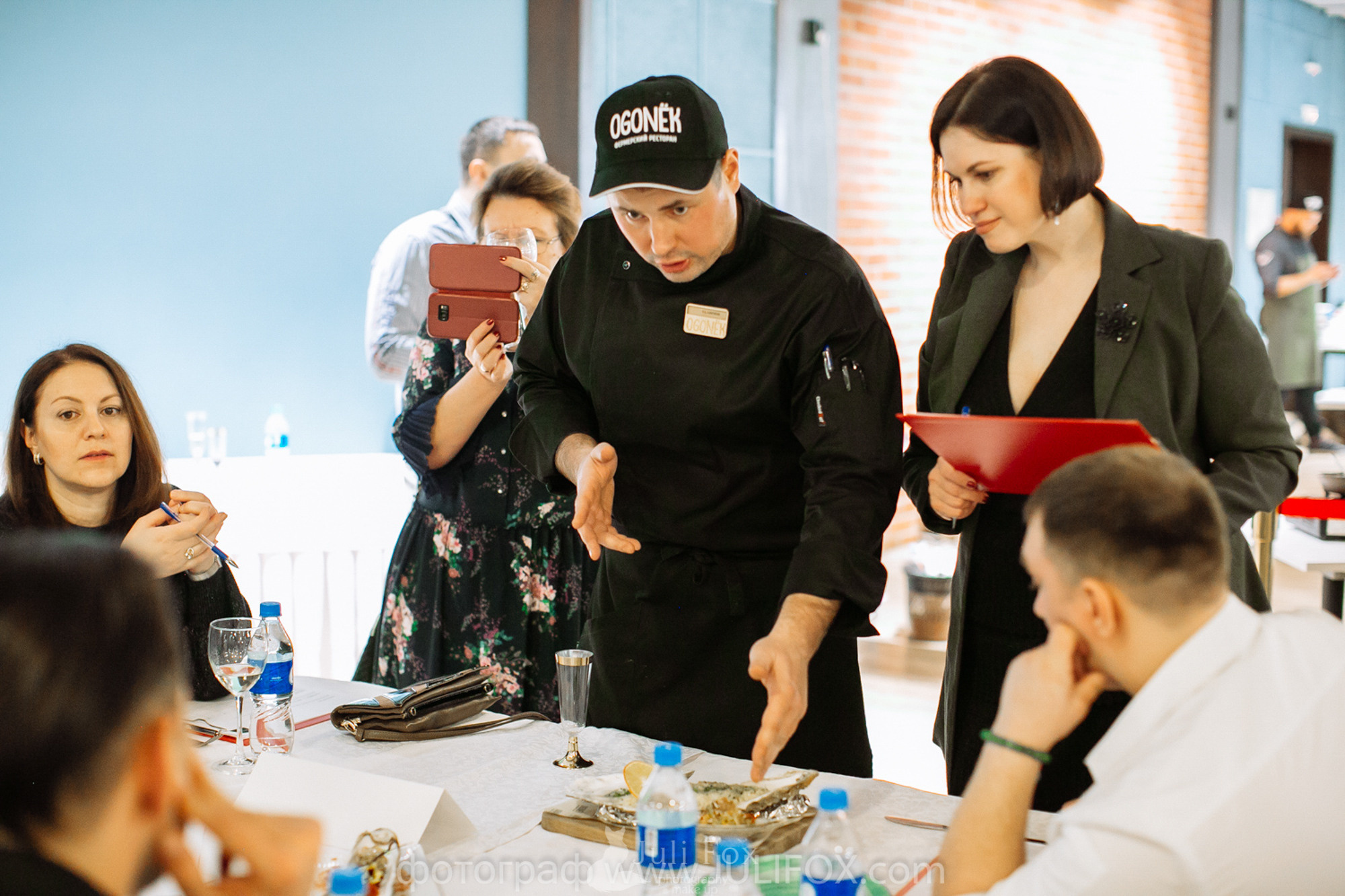 Фотосъемка для брендов, соцсетей, контента во Владивостоке. Портретный, свадебный, репортажный фотограф во Владивостоке Юлиана Джули Фокс