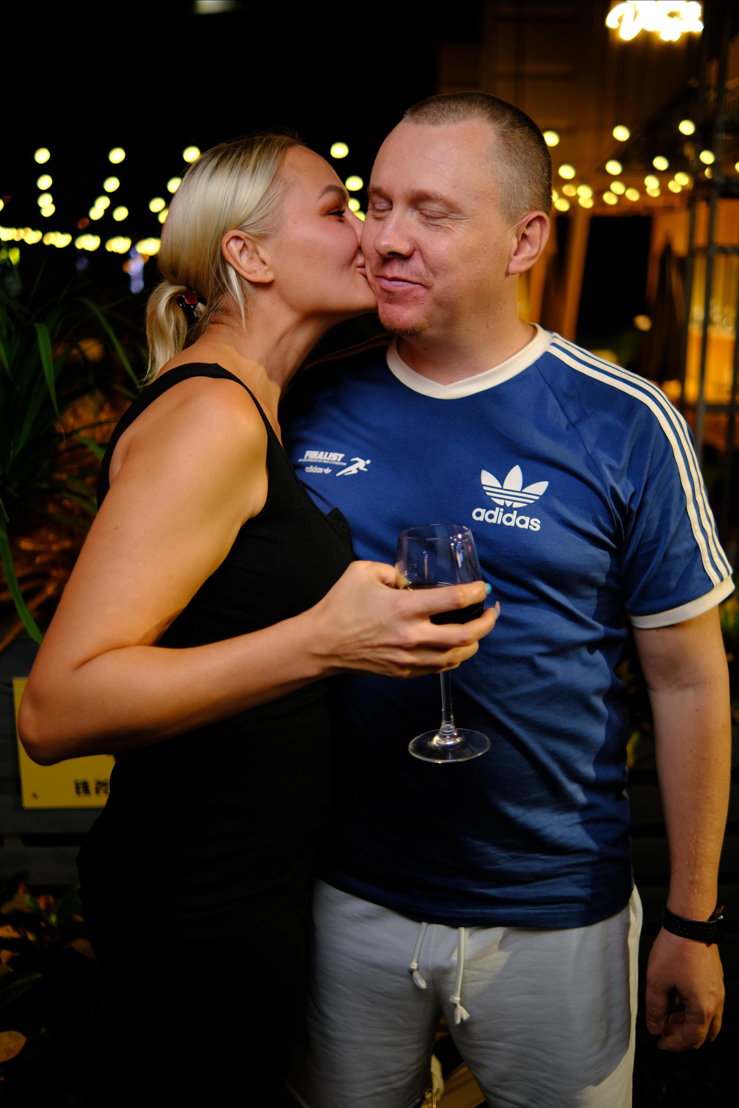 Wine party. Photographer in Guangzhou, China