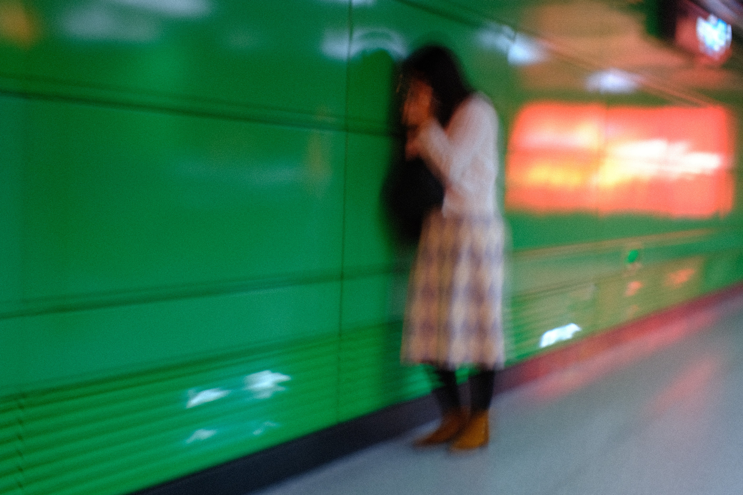 Emotions of the city. Photographer in Guangzhou, China