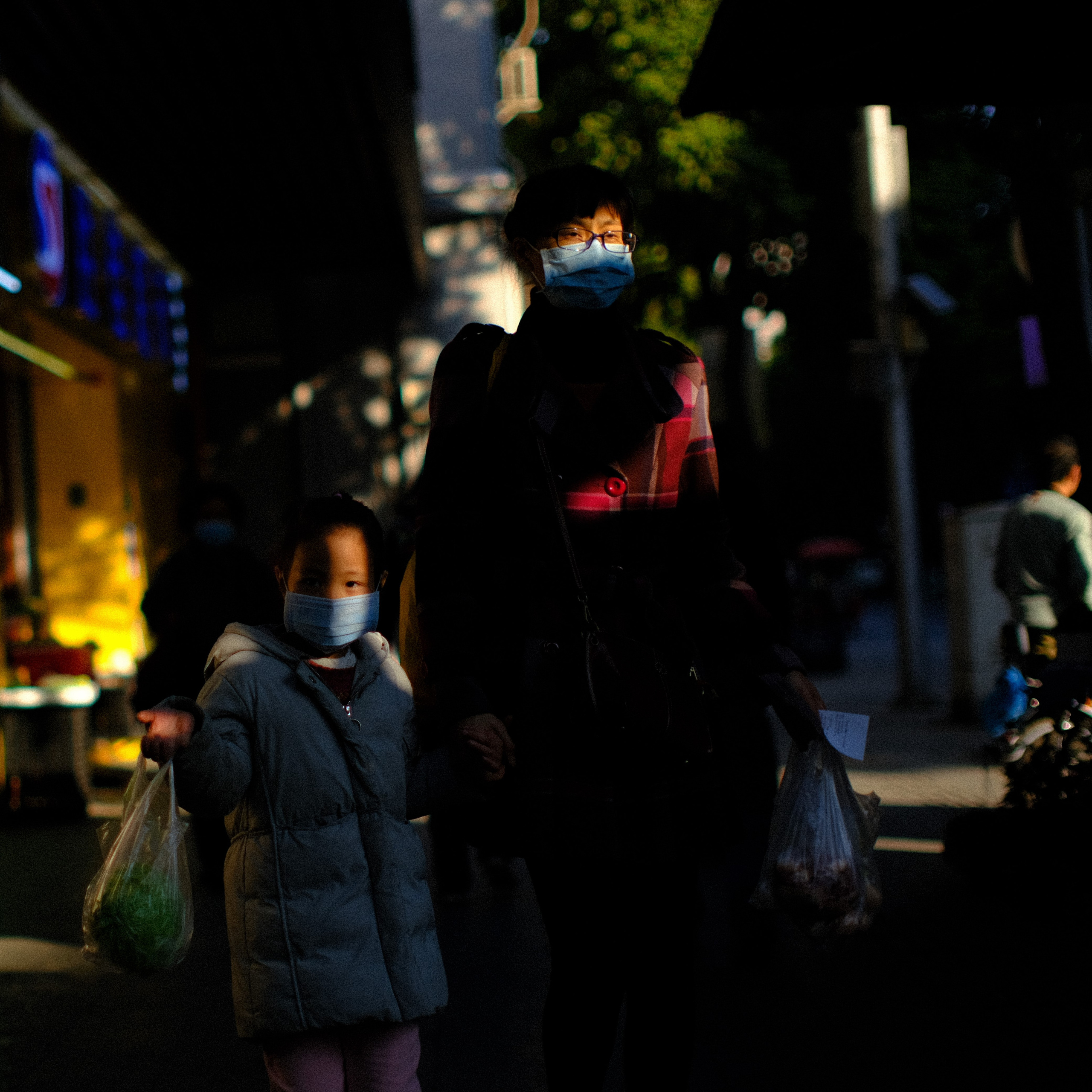Emotions of the city. Photographer in Guangzhou, China