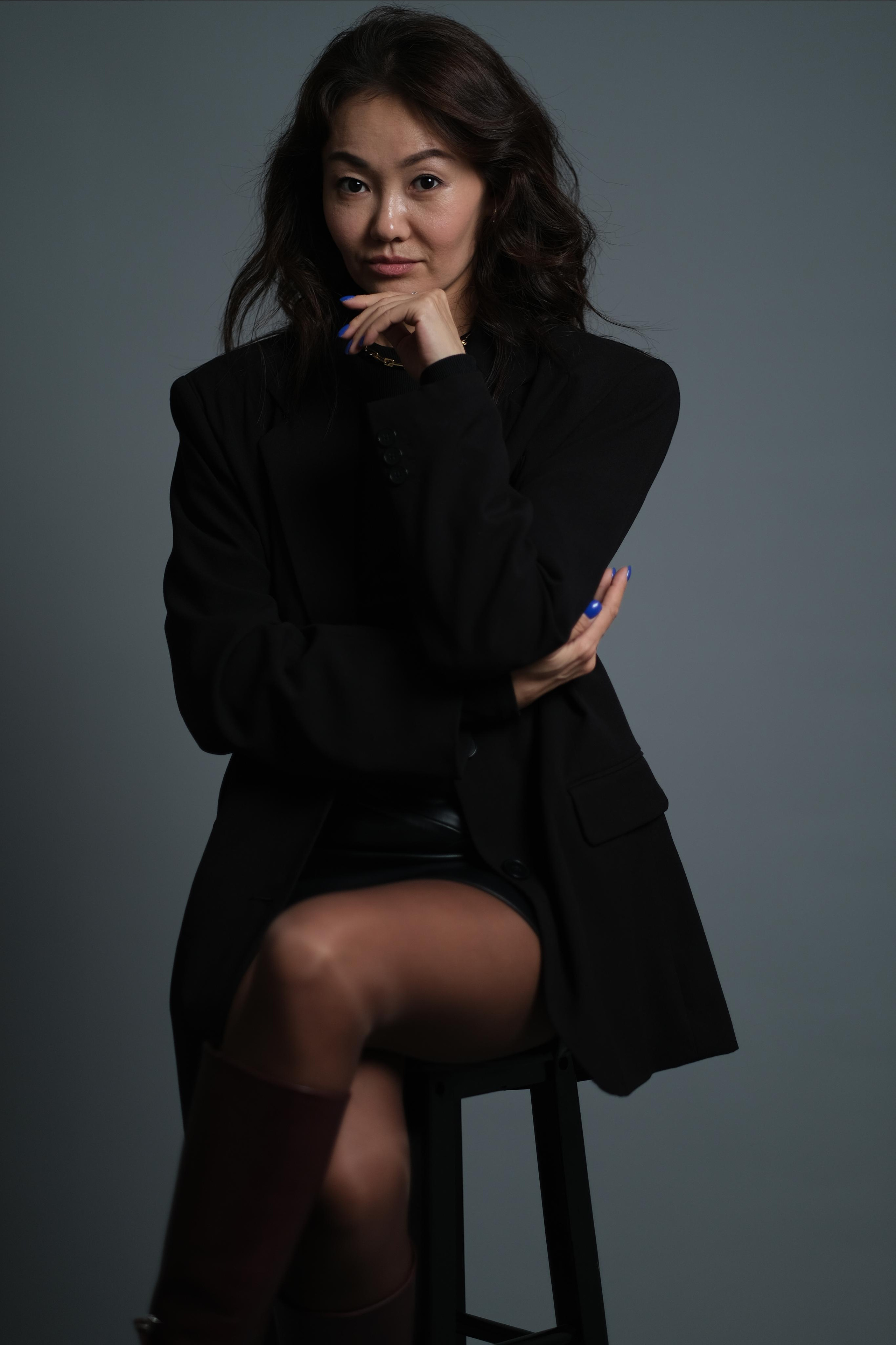 Shooting in studios. Photographer in Guangzhou, China