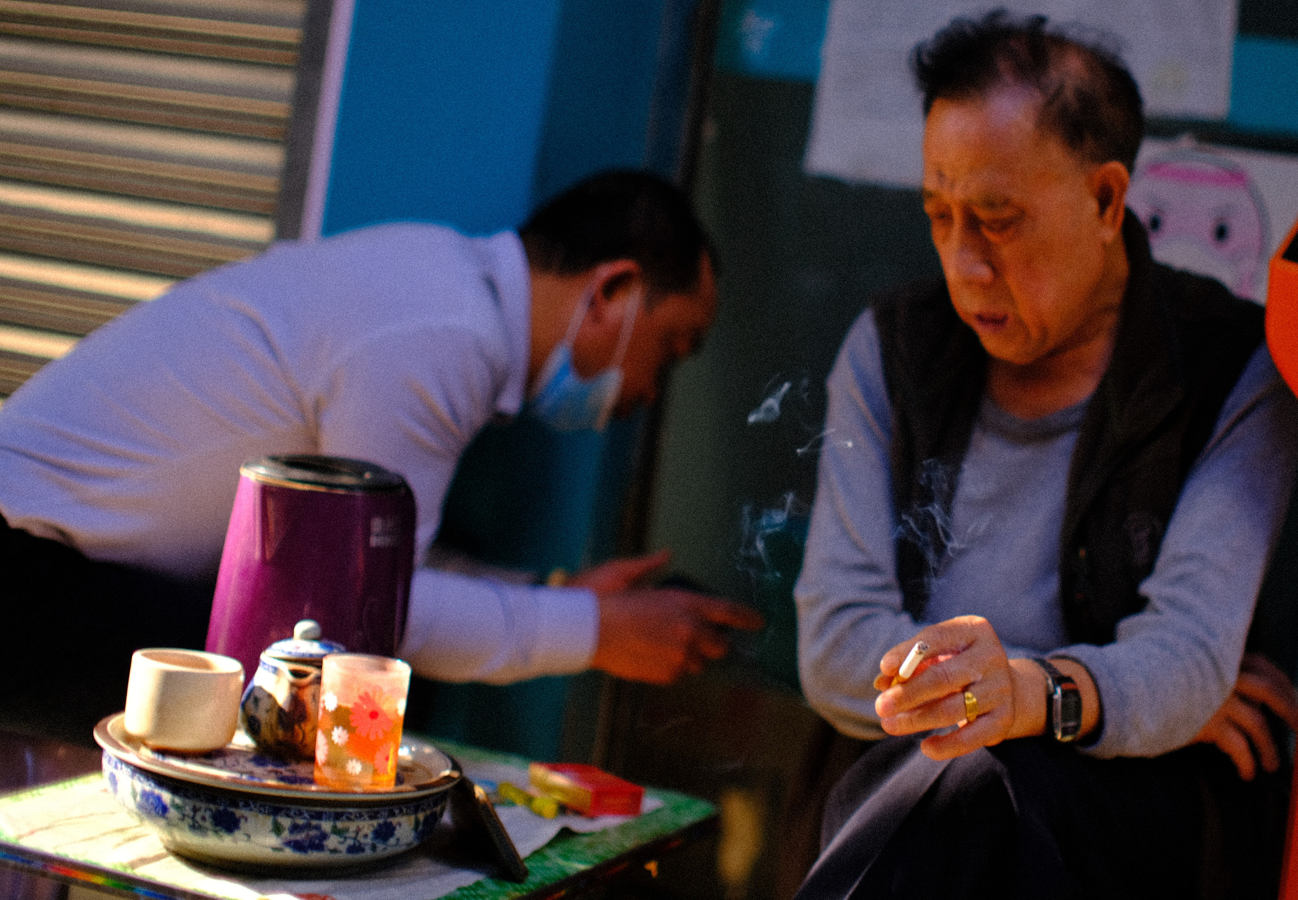Emotions of the city. Photographer in Guangzhou, China