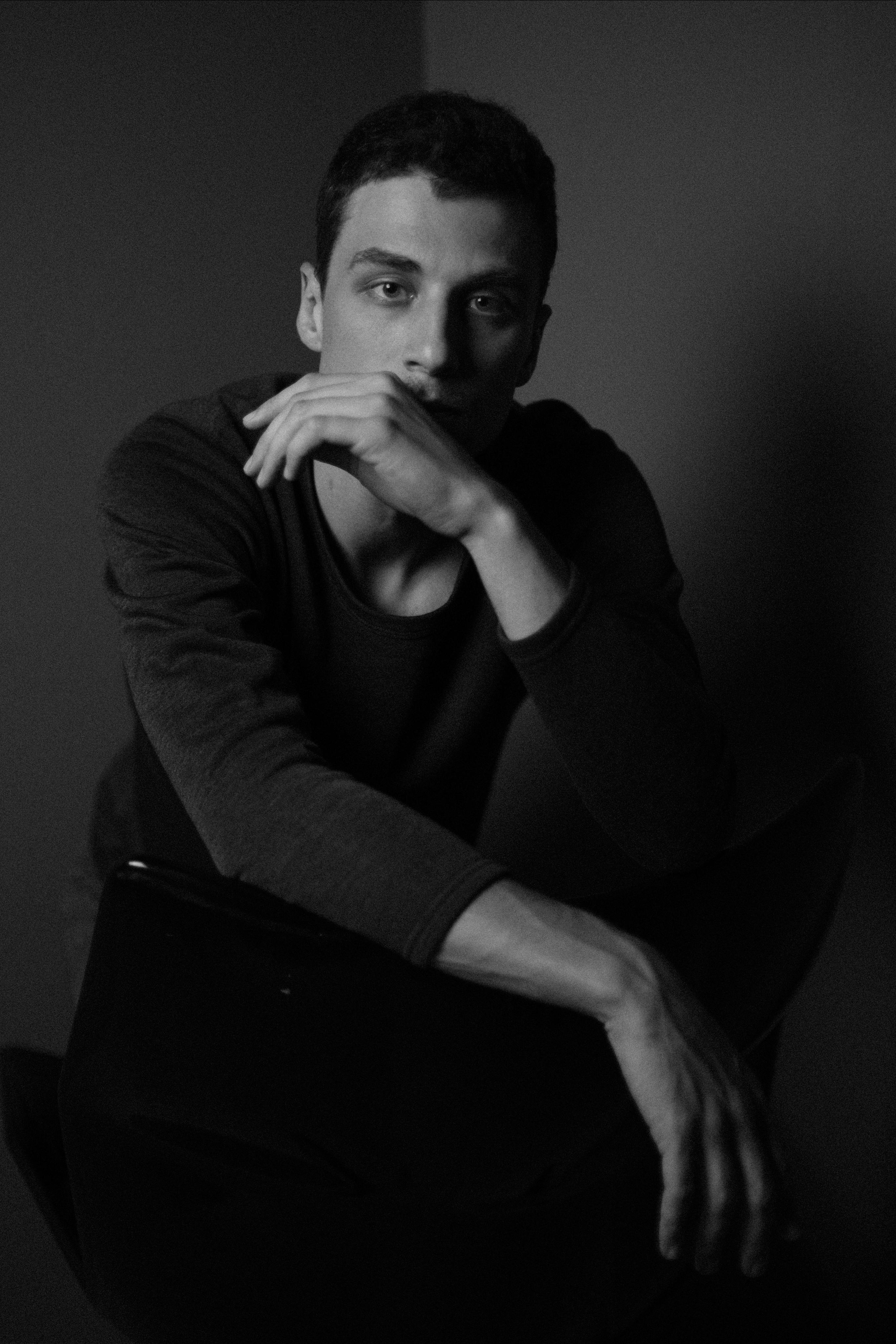 Shooting in studios. Photographer in Guangzhou, China