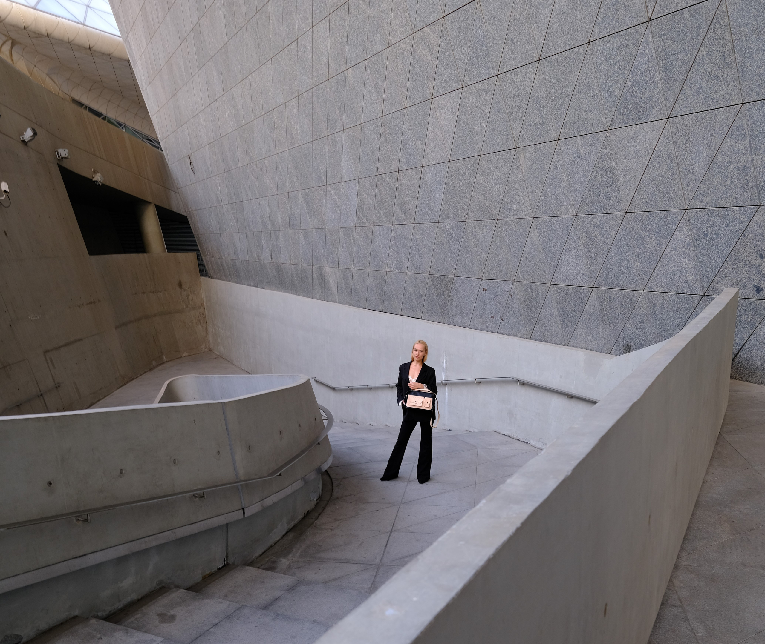 Outdoor. Photographer in Guangzhou, China