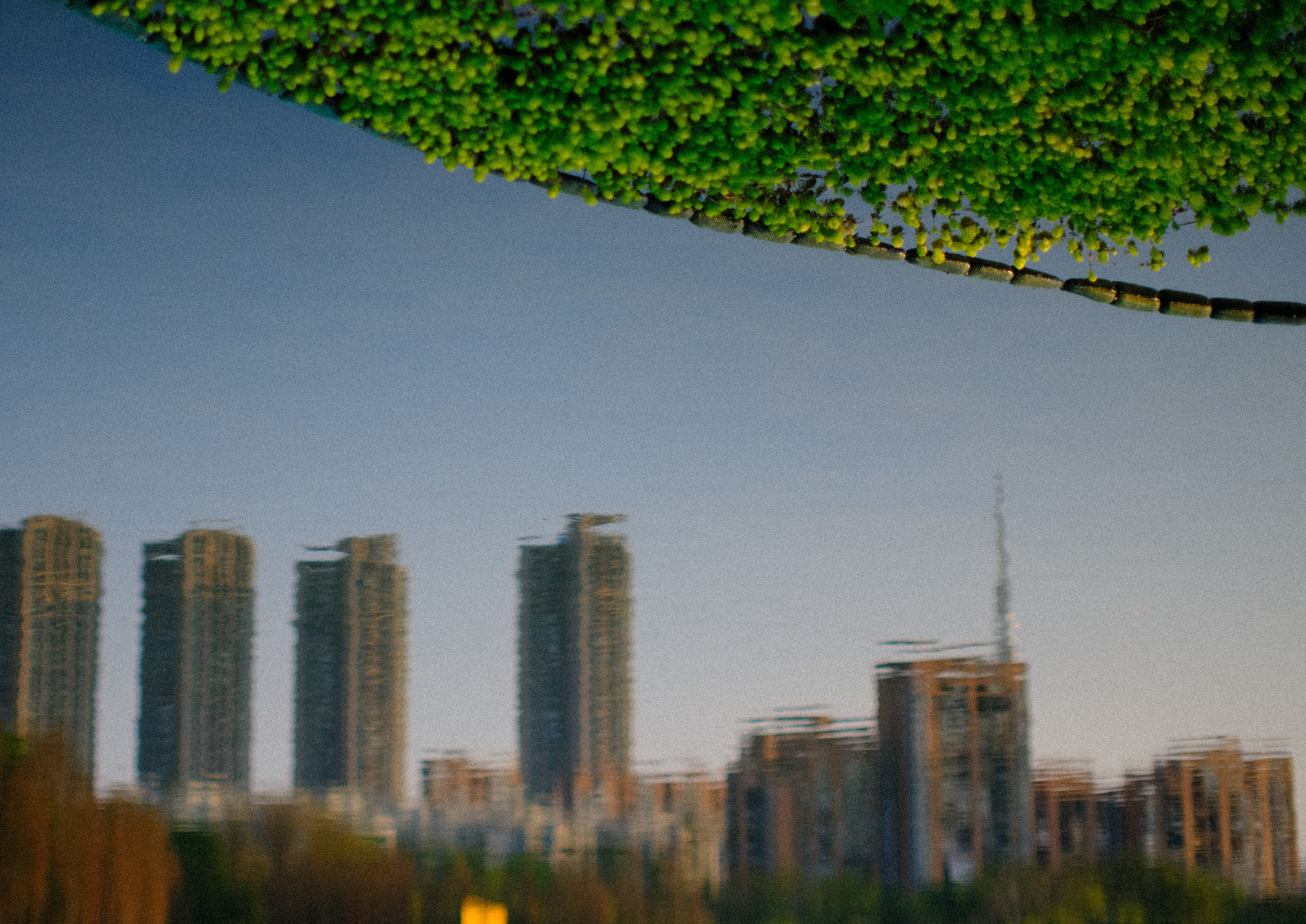 Emotions of the city. Photographer in Guangzhou, China