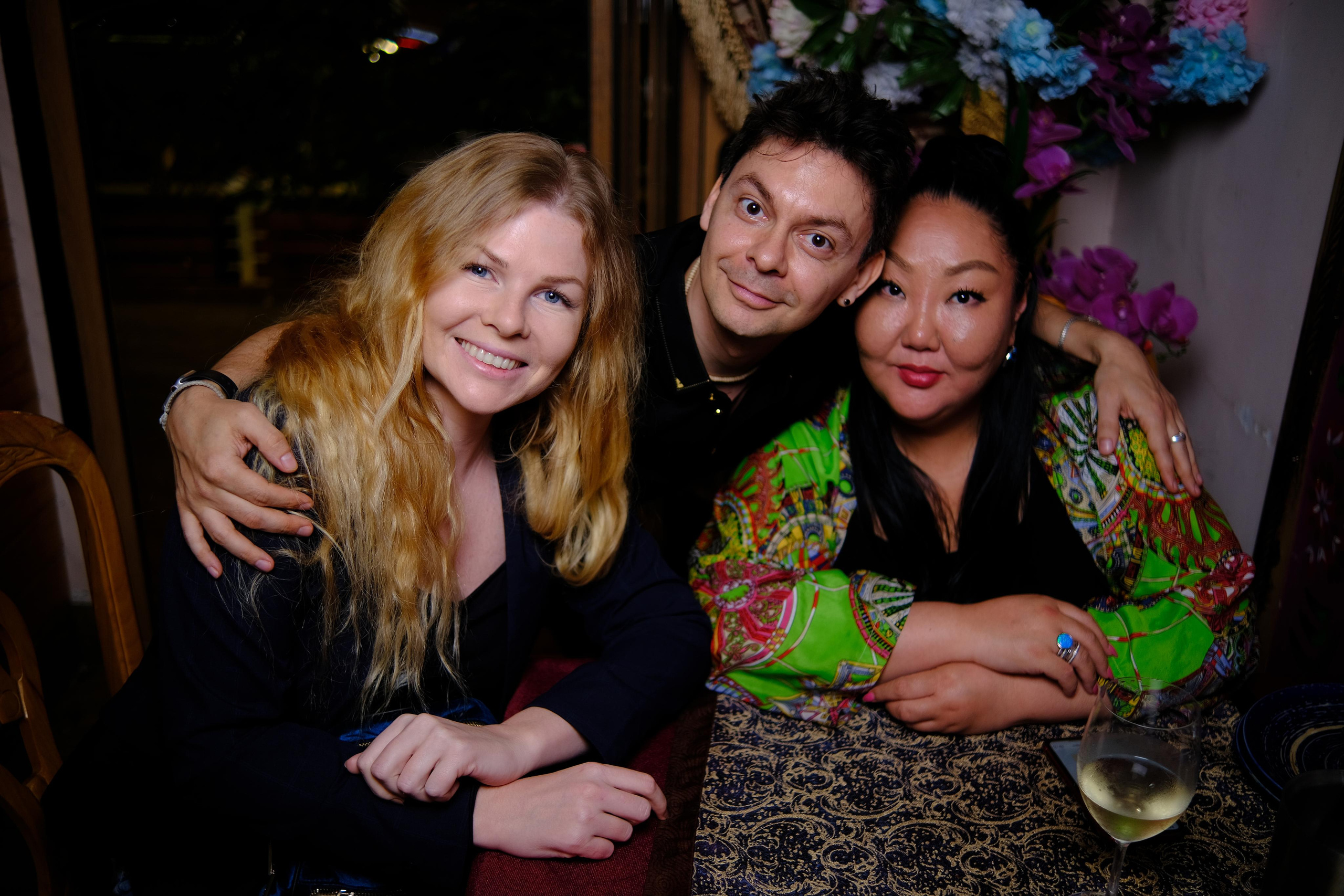 60 seconds (trivia). Photographer in Guangzhou, China