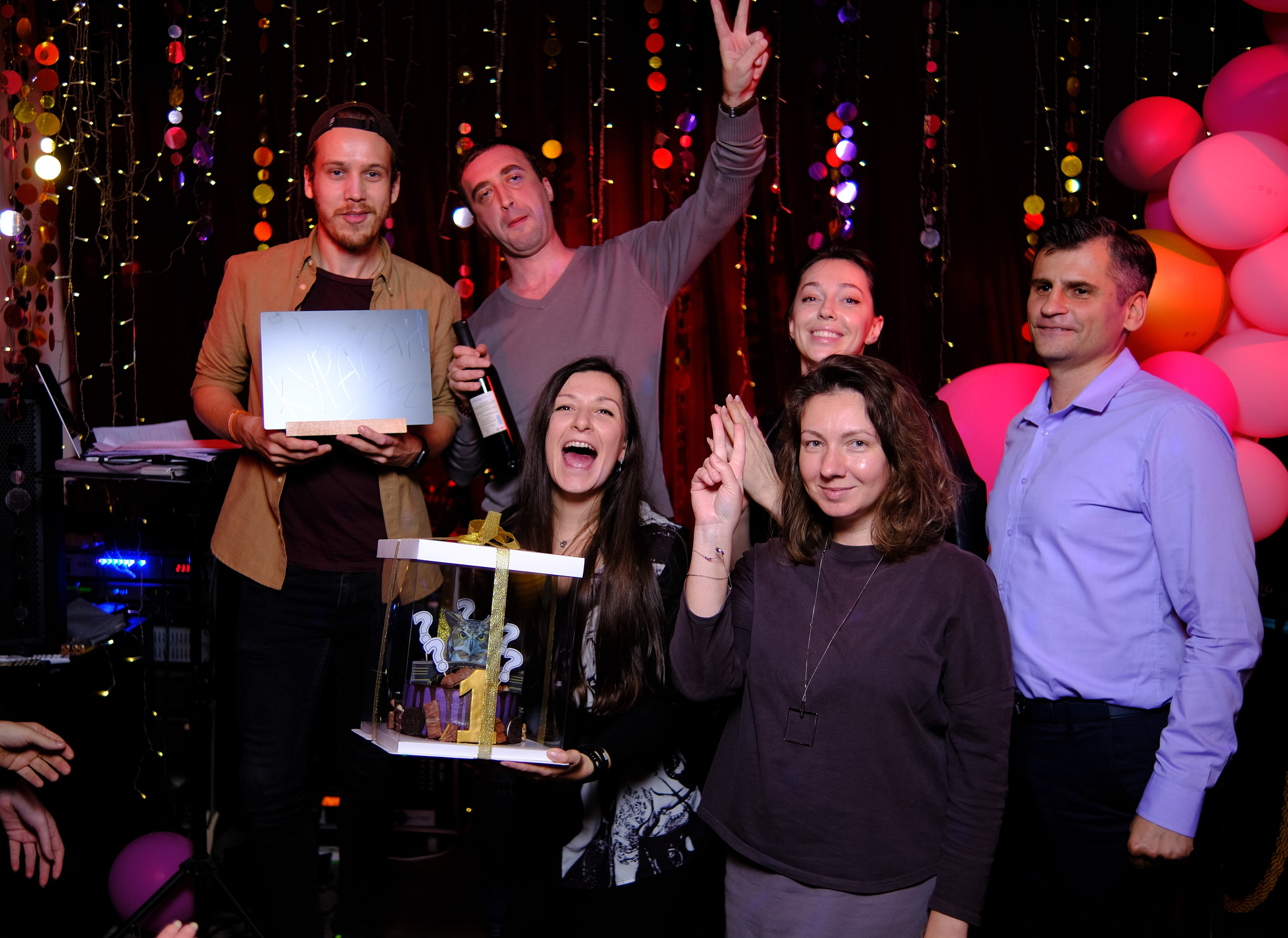 60 seconds (trivia). Photographer in Guangzhou, China