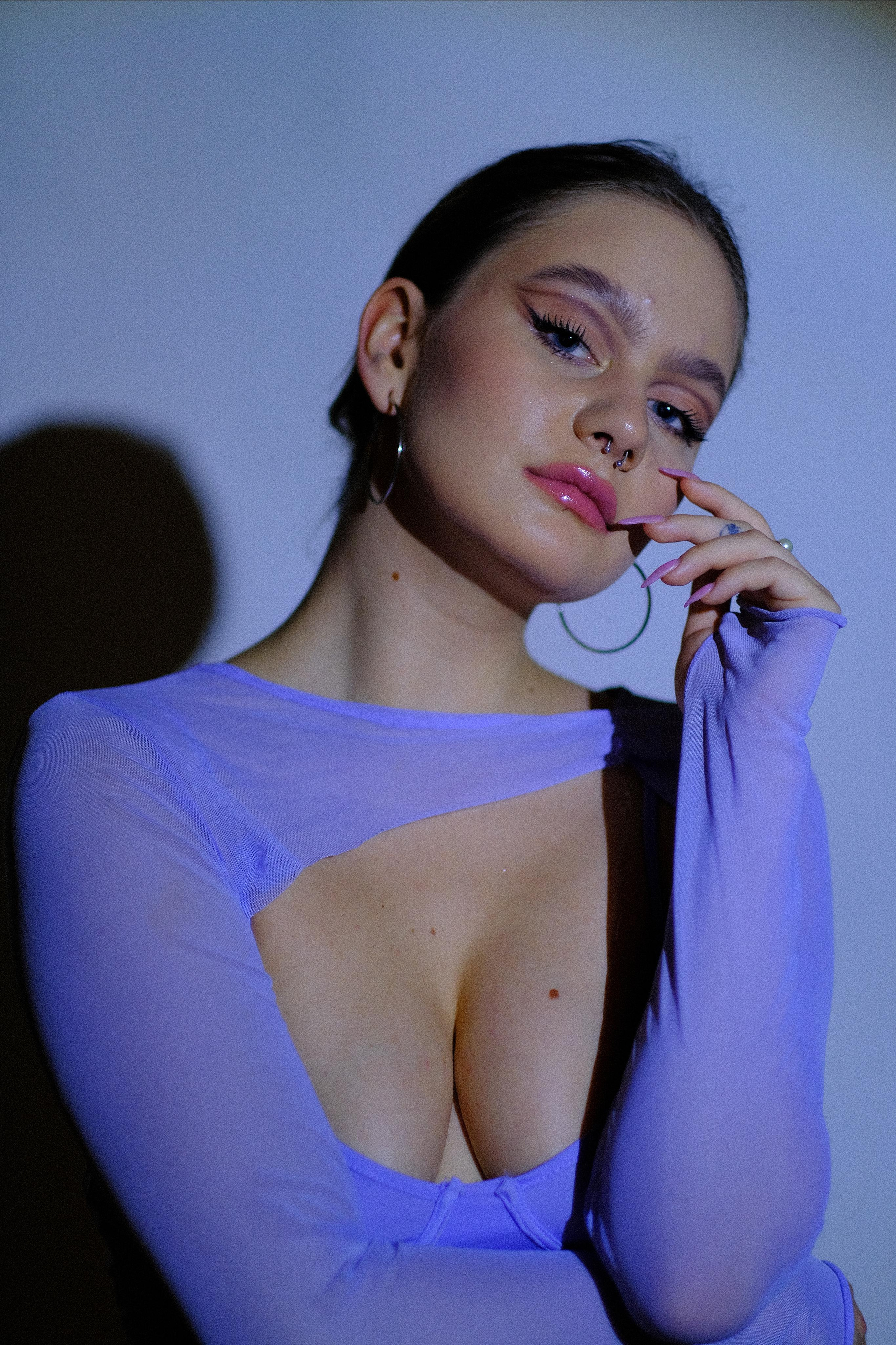 Shooting in studios. Photographer in Guangzhou, China