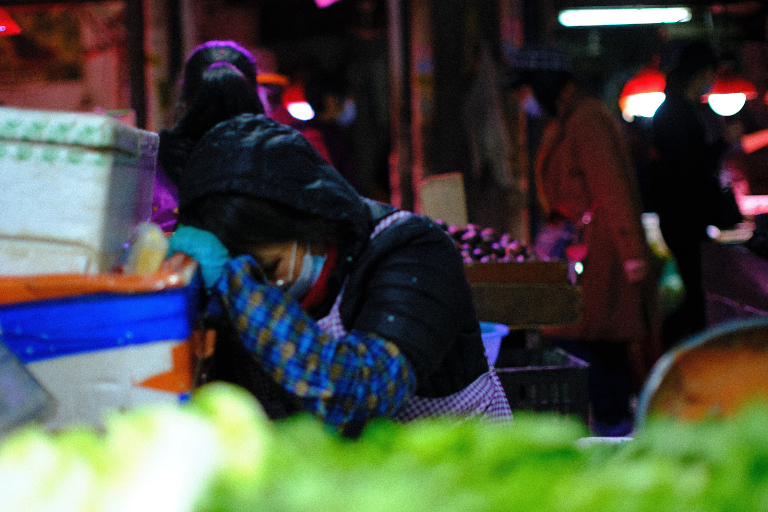 Emotions of the city. Photographer in Guangzhou, China