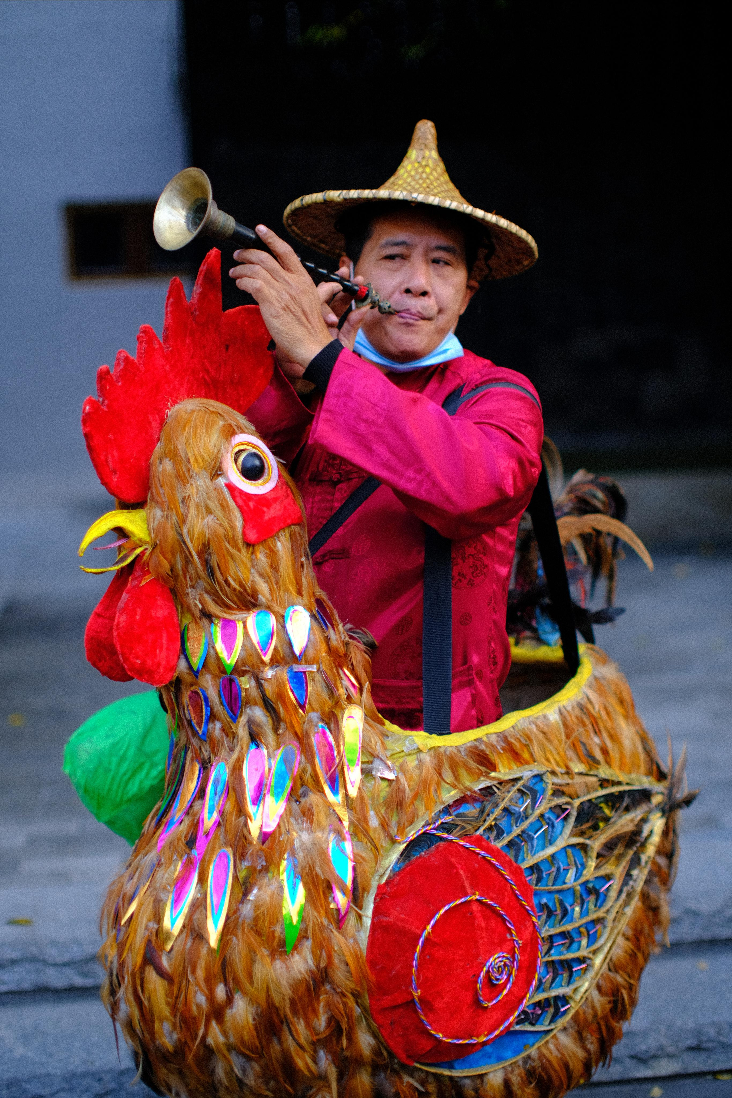Emotions of the city. Photographer in Guangzhou, China