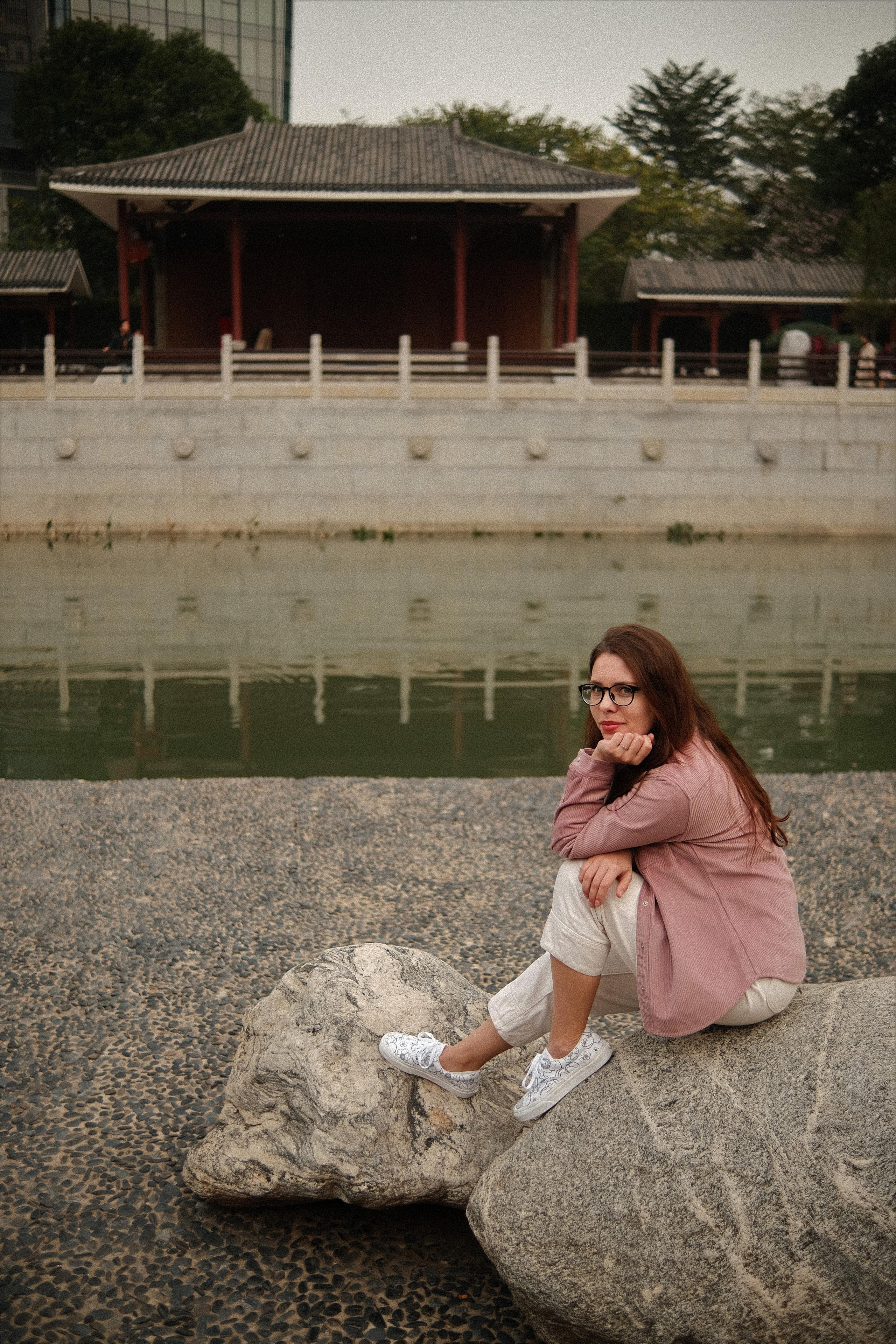 Outdoor. Photographer in Guangzhou, China