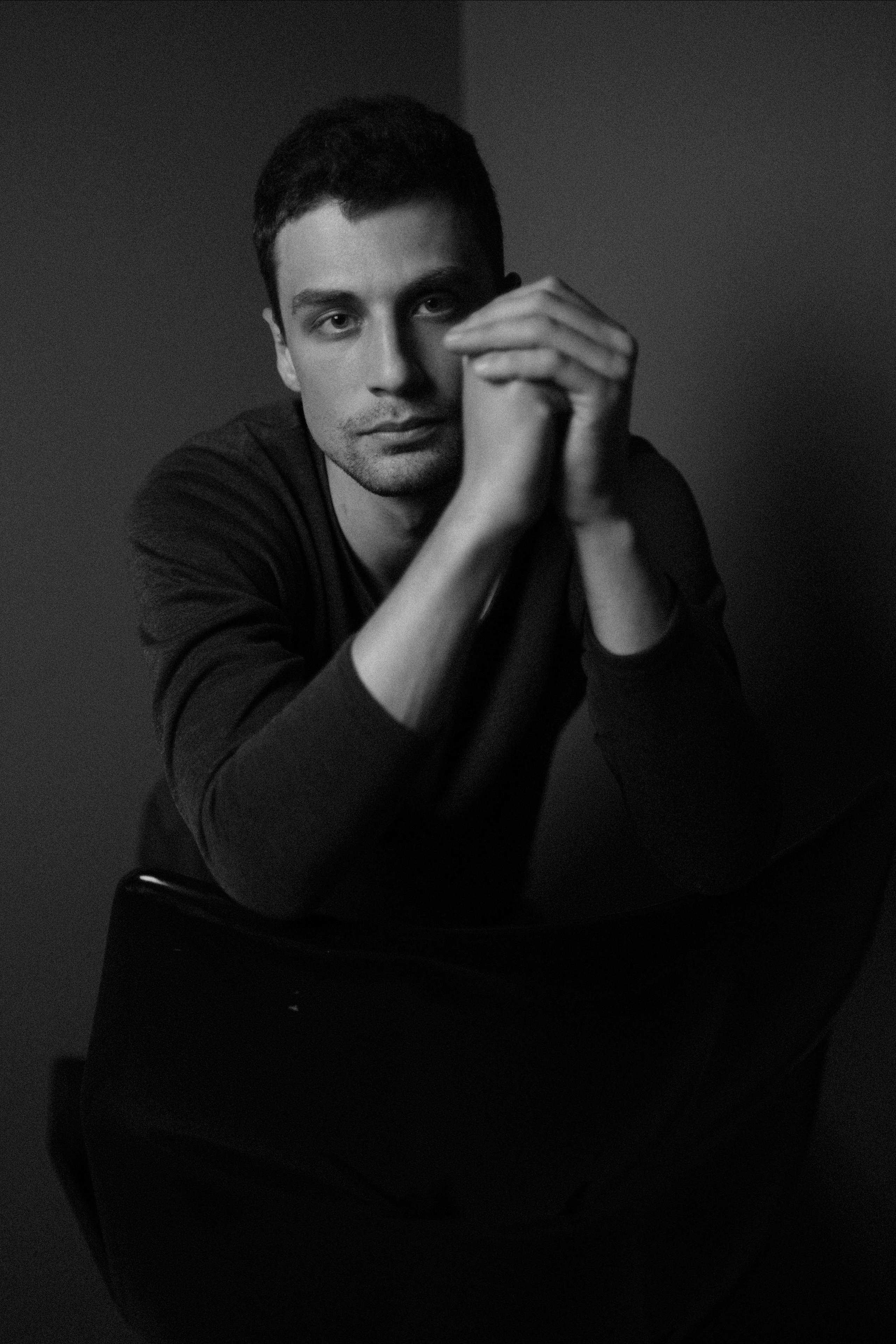 Shooting in studios. Photographer in Guangzhou, China