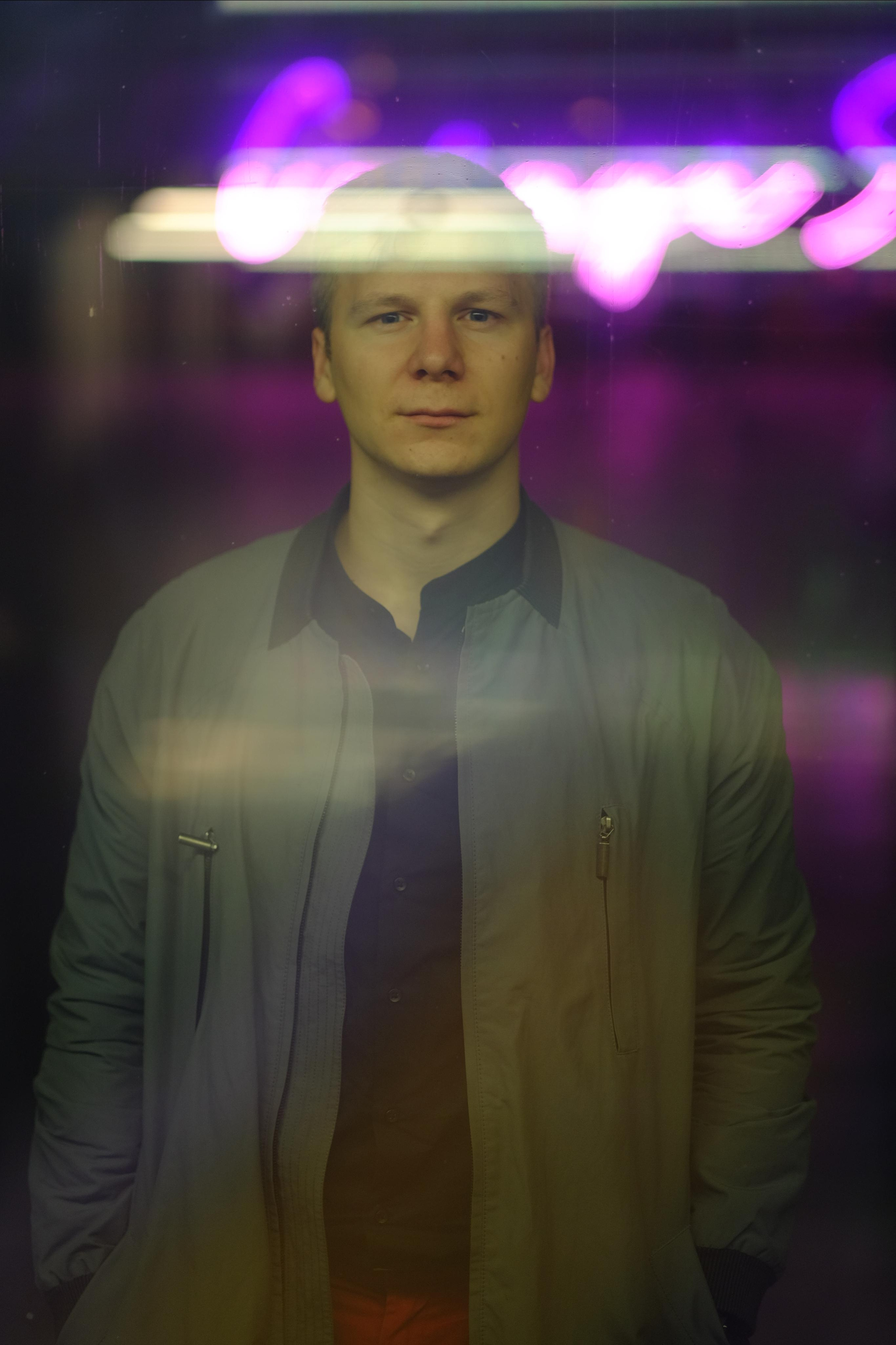 Outdoor. Photographer in Guangzhou, China