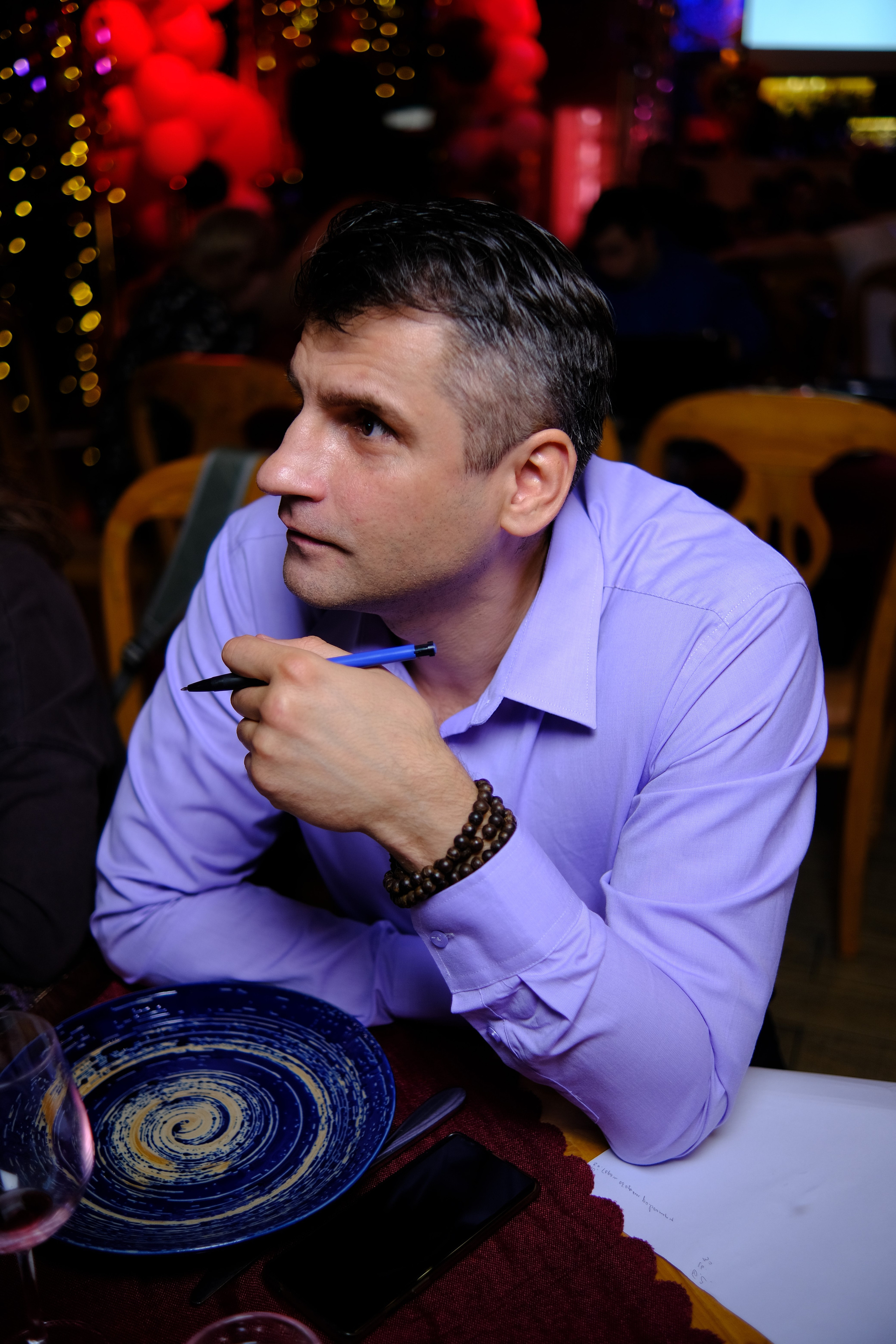 60 seconds (trivia). Photographer in Guangzhou, China