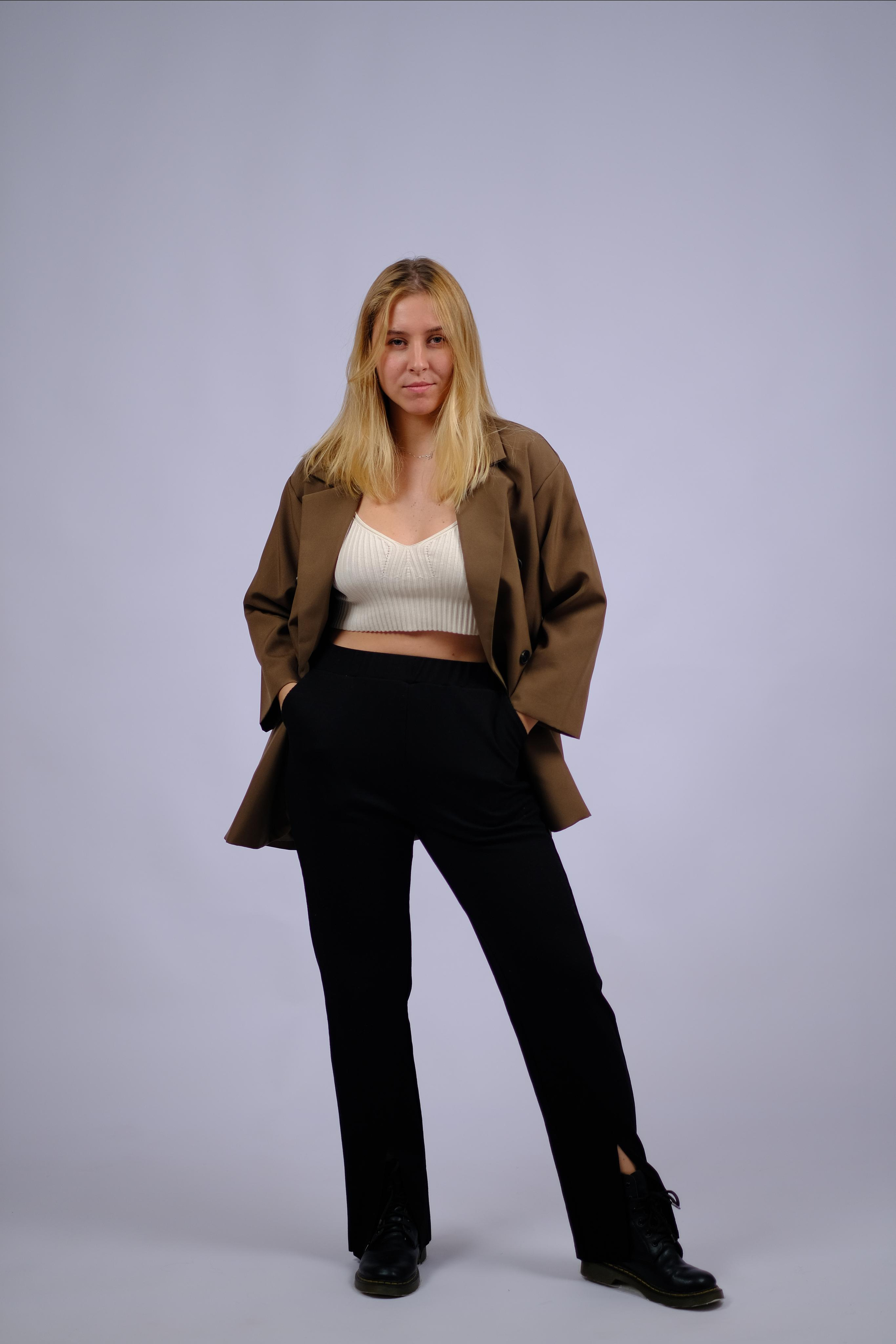 Shooting in studios. Photographer in Guangzhou, China