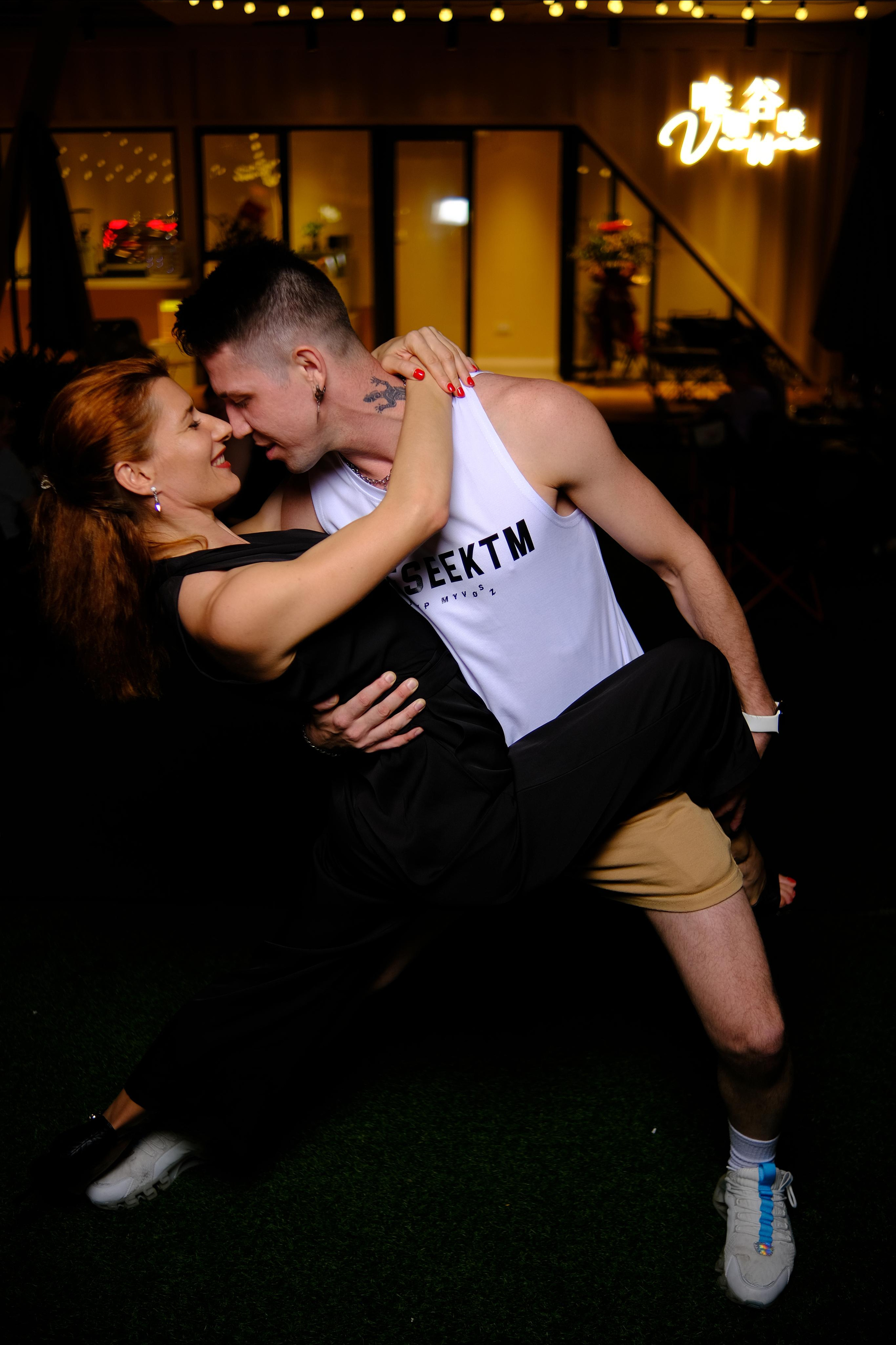 Wine party. Photographer in Guangzhou, China