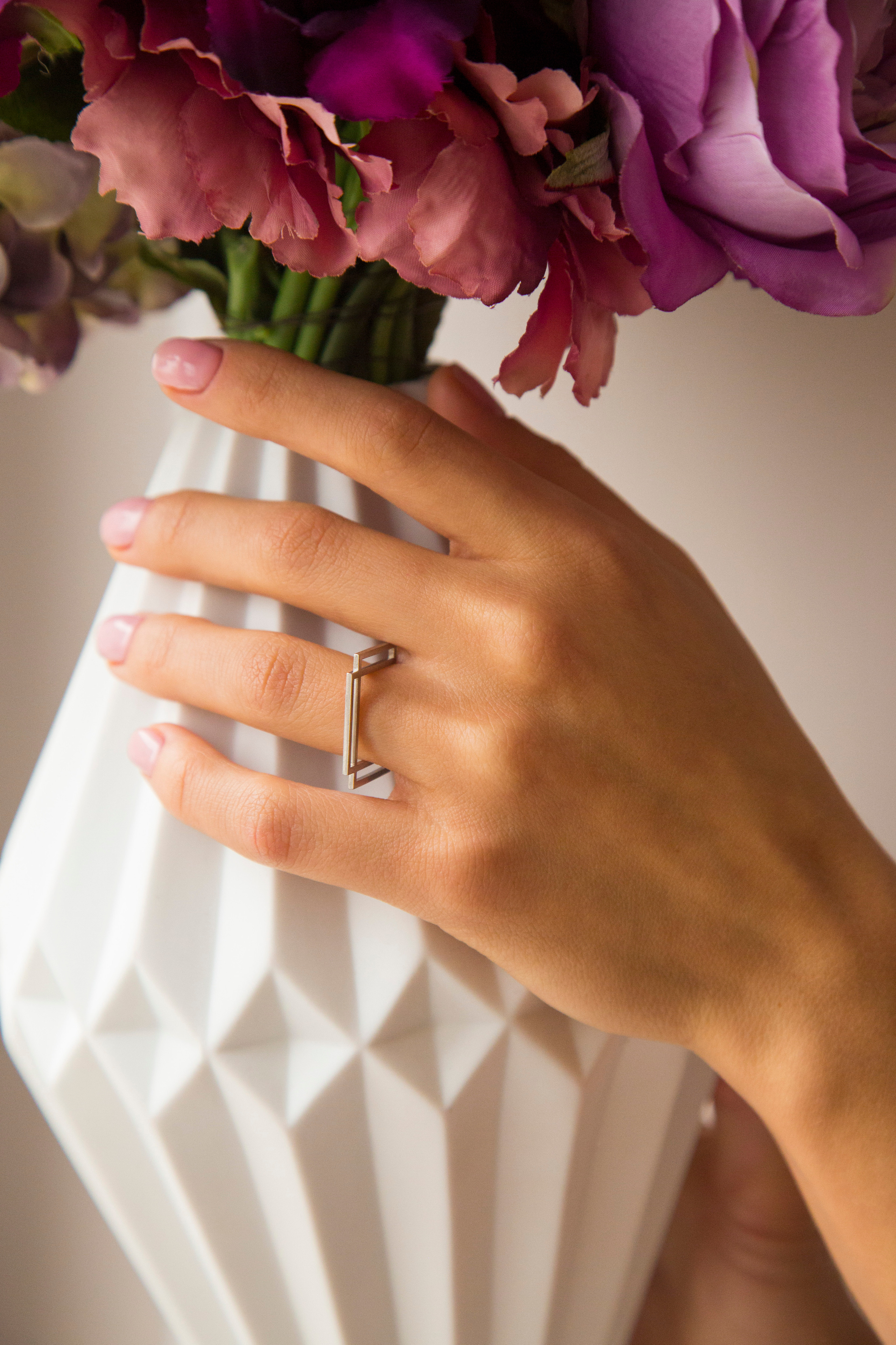 Съемка серебряных украшения для Delirium jewelry. Коммерческий фешн и бьюти фотограф в Москве Березина Анна