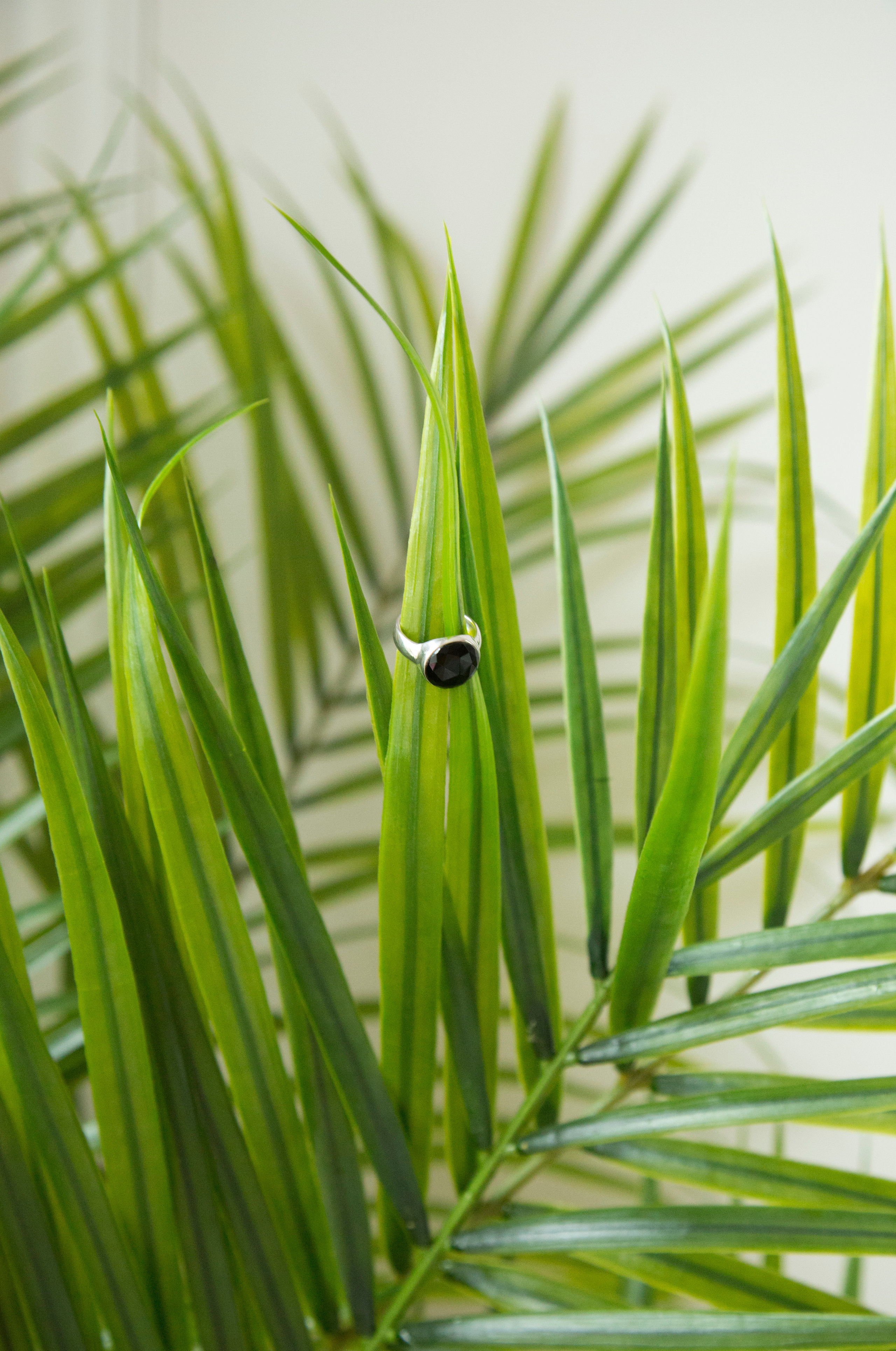 Съемка серебряных украшения для Delirium jewelry. Коммерческий фешн и бьюти фотограф в Москве Березина Анна