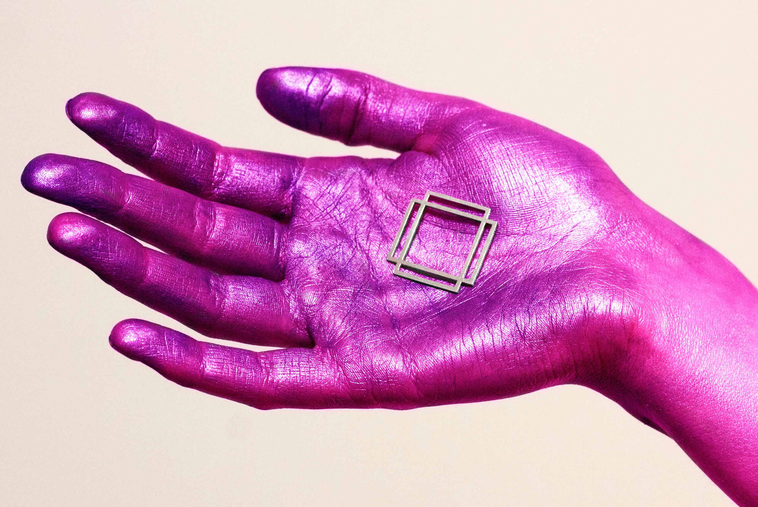 Съемка серебряных украшения для Delirium jewelry. Коммерческий фешн и бьюти фотограф в Москве Березина Анна