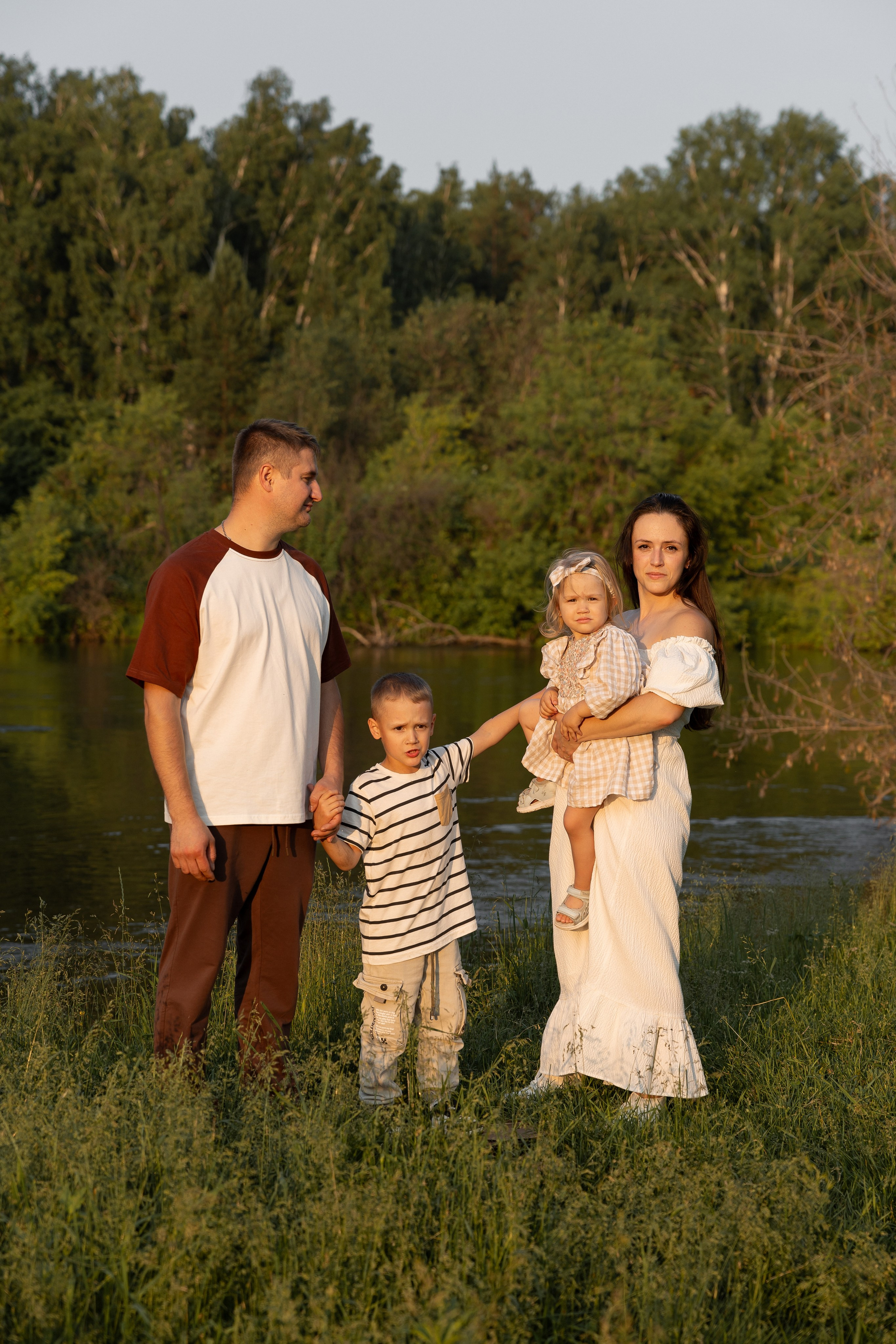 В поле. Семейный и свадебный фотограф в Челябинске Мария Леонтьева
