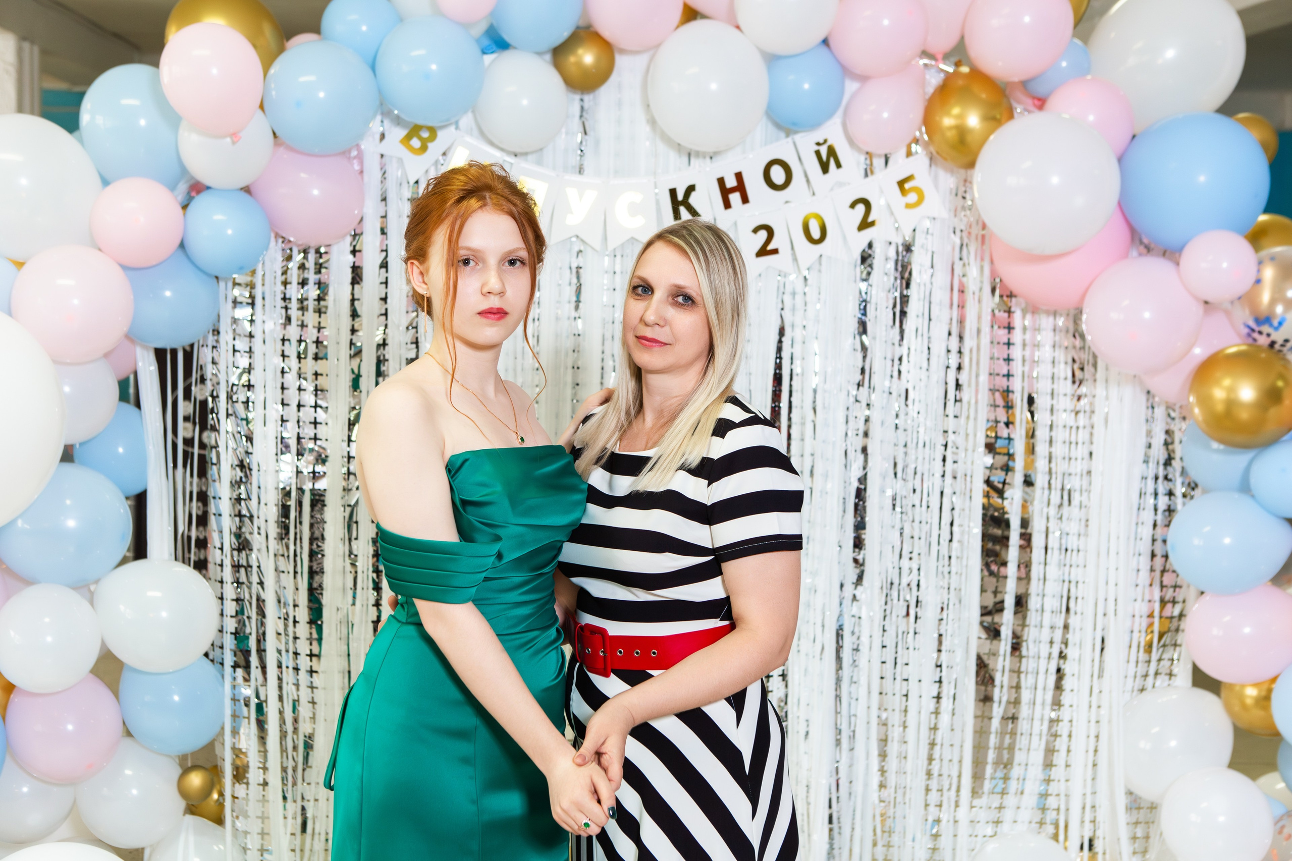 ФОТОСЕССИЯ С РОДИТЕЛЯМИ ВЫПУСКНОЙ 2025 9 ШКОЛА МЦЕНСК. ТВОЙ АЛЬБОМ / ТВОИ ПРАВИЛА