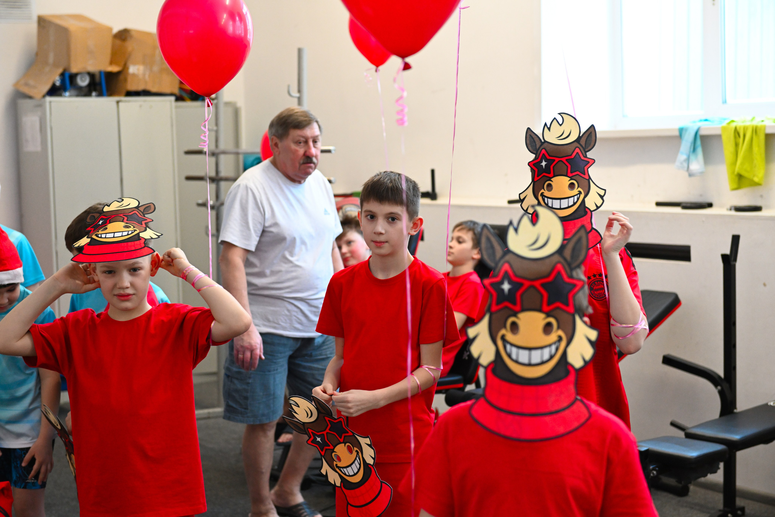 2025-12-20 Бассейн Урал НГ младшие. Снежинск фото Андрианов